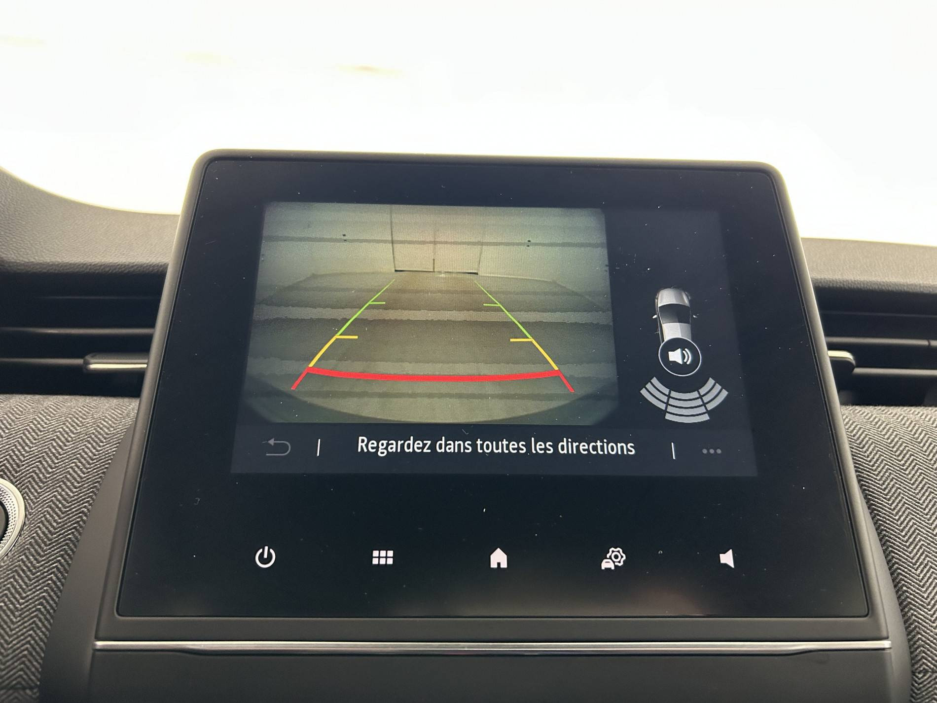 Vente en ligne Renault Clio 5 Clio Eco-G 100 ch GSR2 au prix de 17 790 €