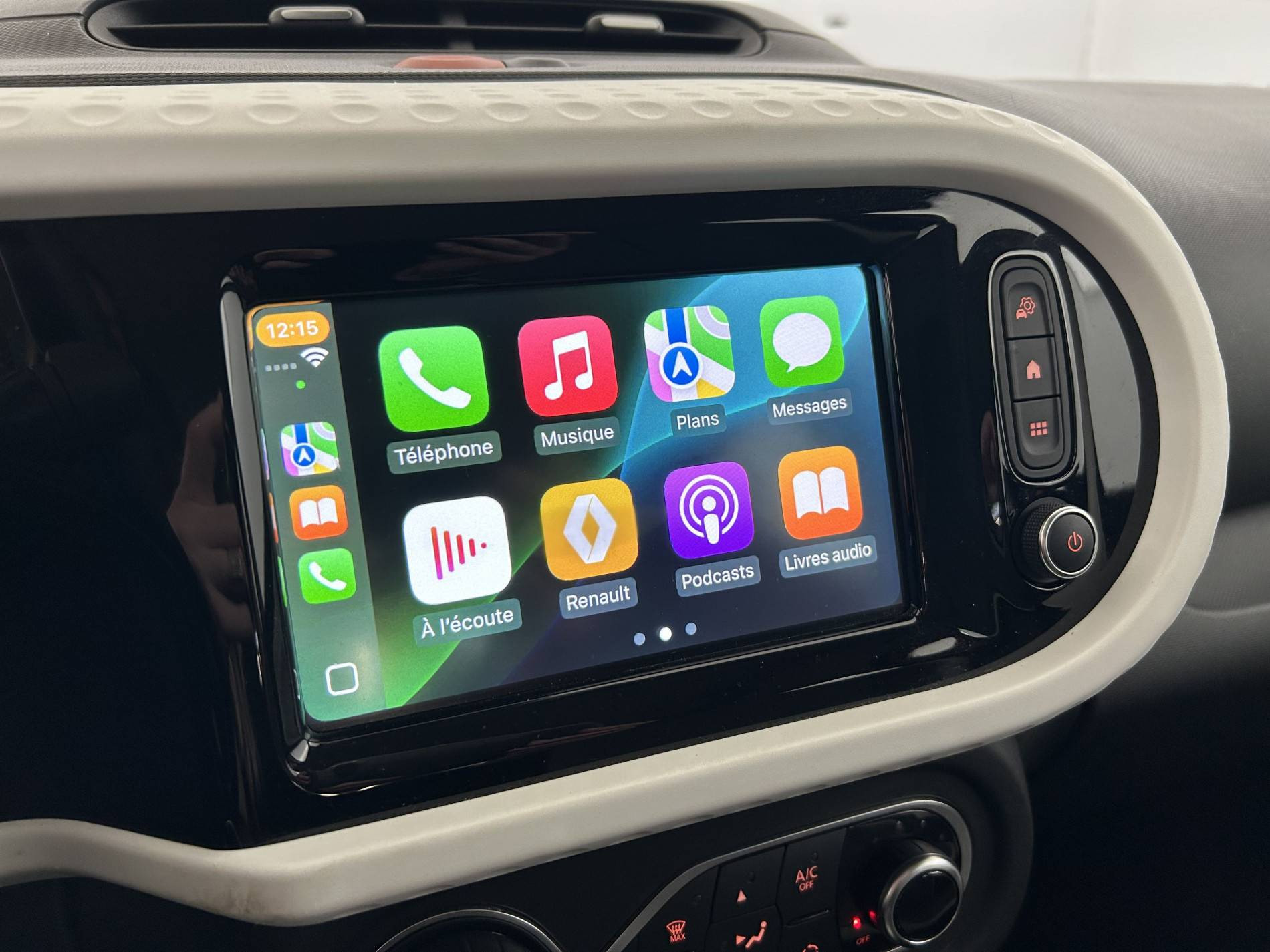 Vente en ligne Renault Twingo Electrique Twingo III E-Tech au prix de 10 890 €