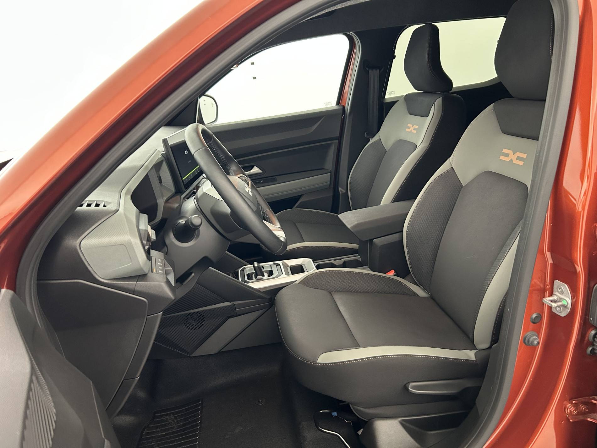 Vente en ligne Dacia Duster  Hybrid 140 au prix de 25 700 €
