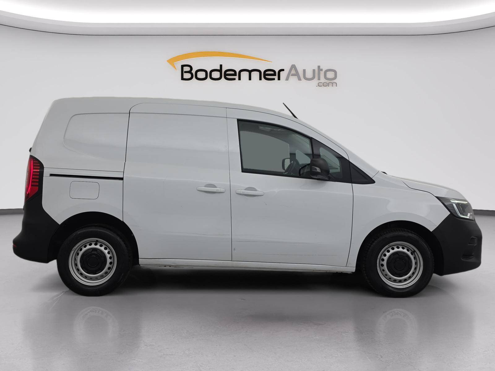 Vente en ligne Renault Kangoo Van  FG TOLE BLUE DCI 95 L1 GSR2 au prix de 17 990 €