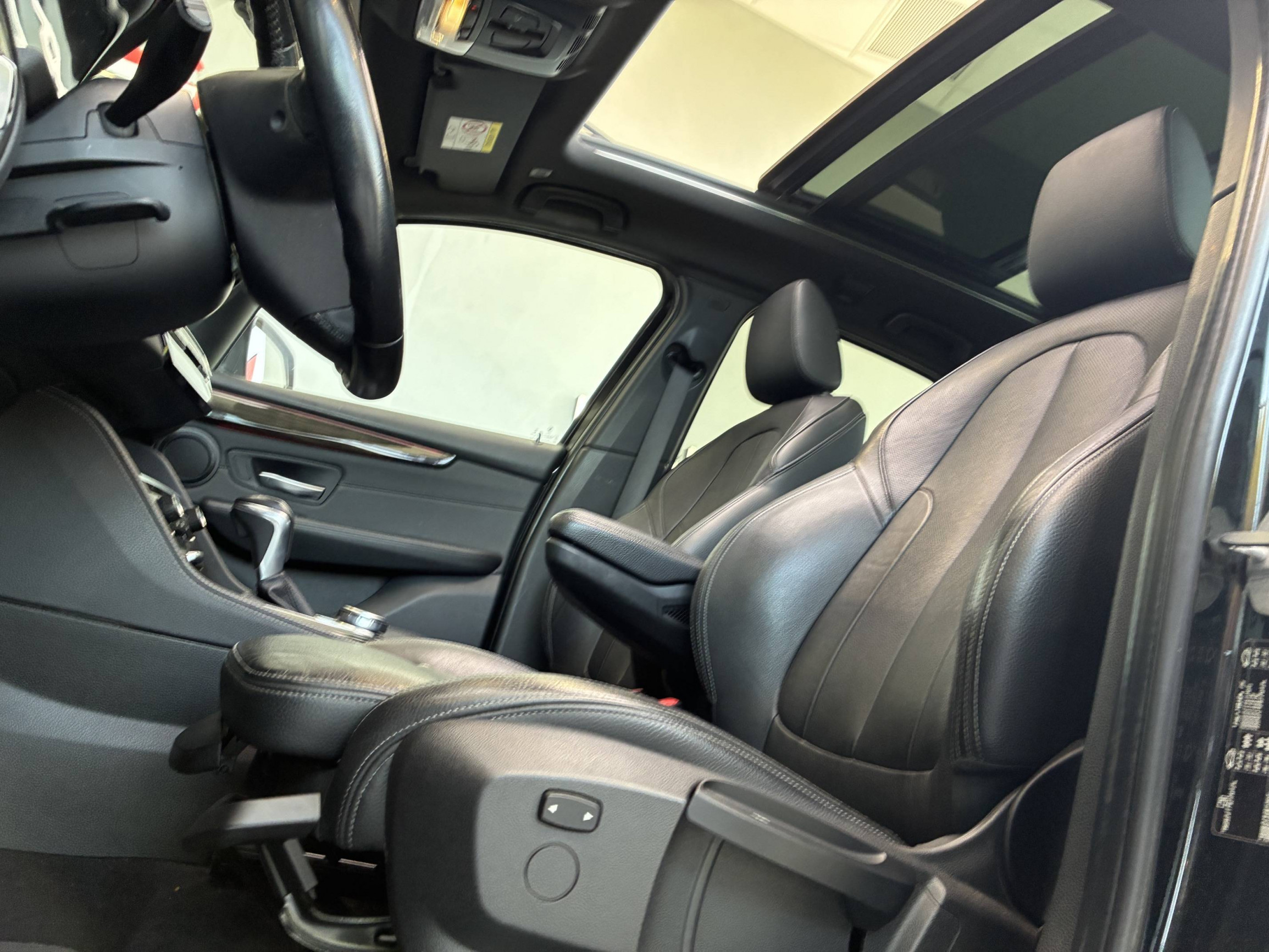 Vente en ligne Bmw Série 2 Active Tourer Active Tourer 216d 116 ch au prix de 15 990 €