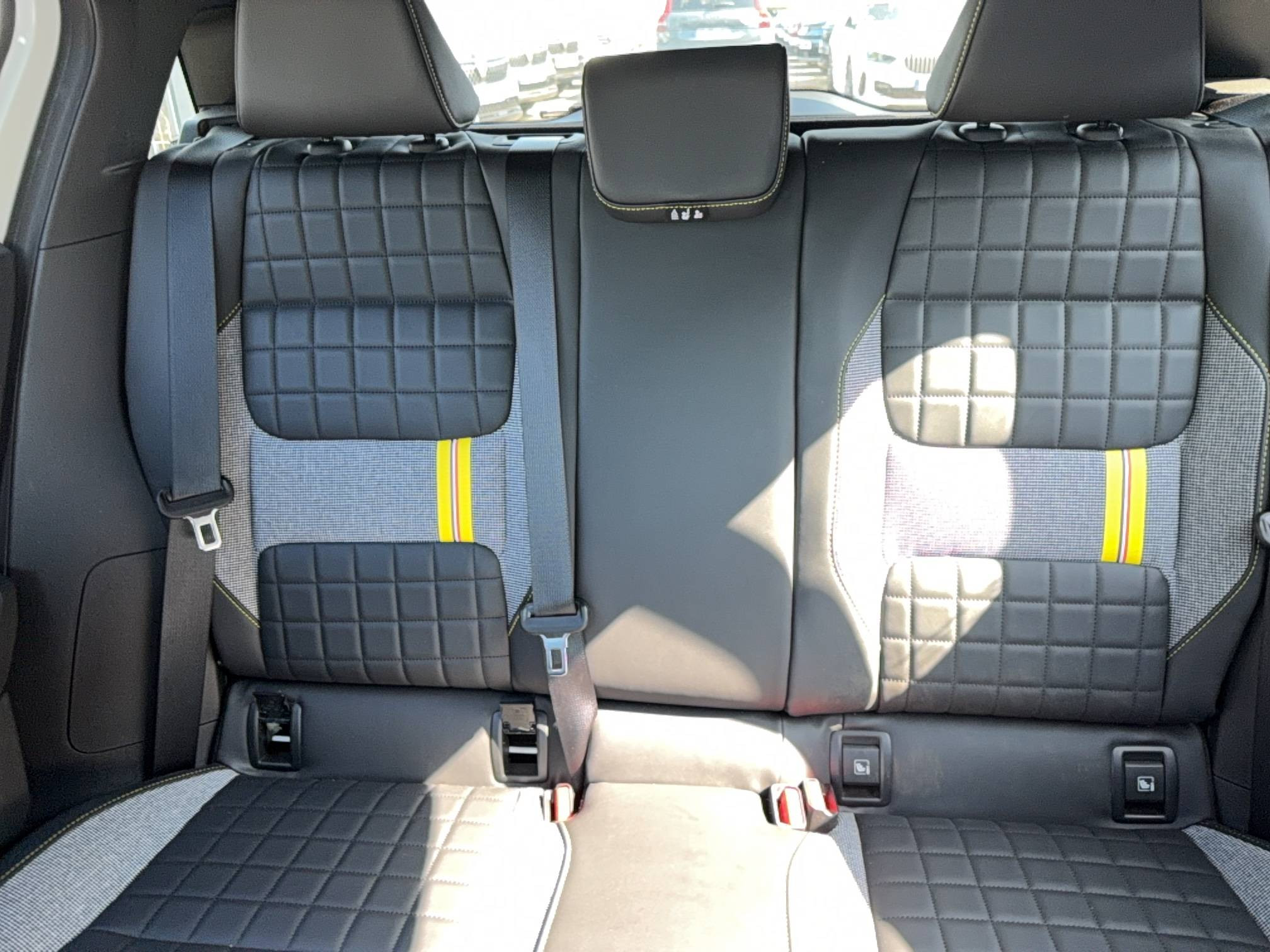 Vente en ligne Renault R4 E-Tech  150 ch autonomie confort au prix de 36 840 €