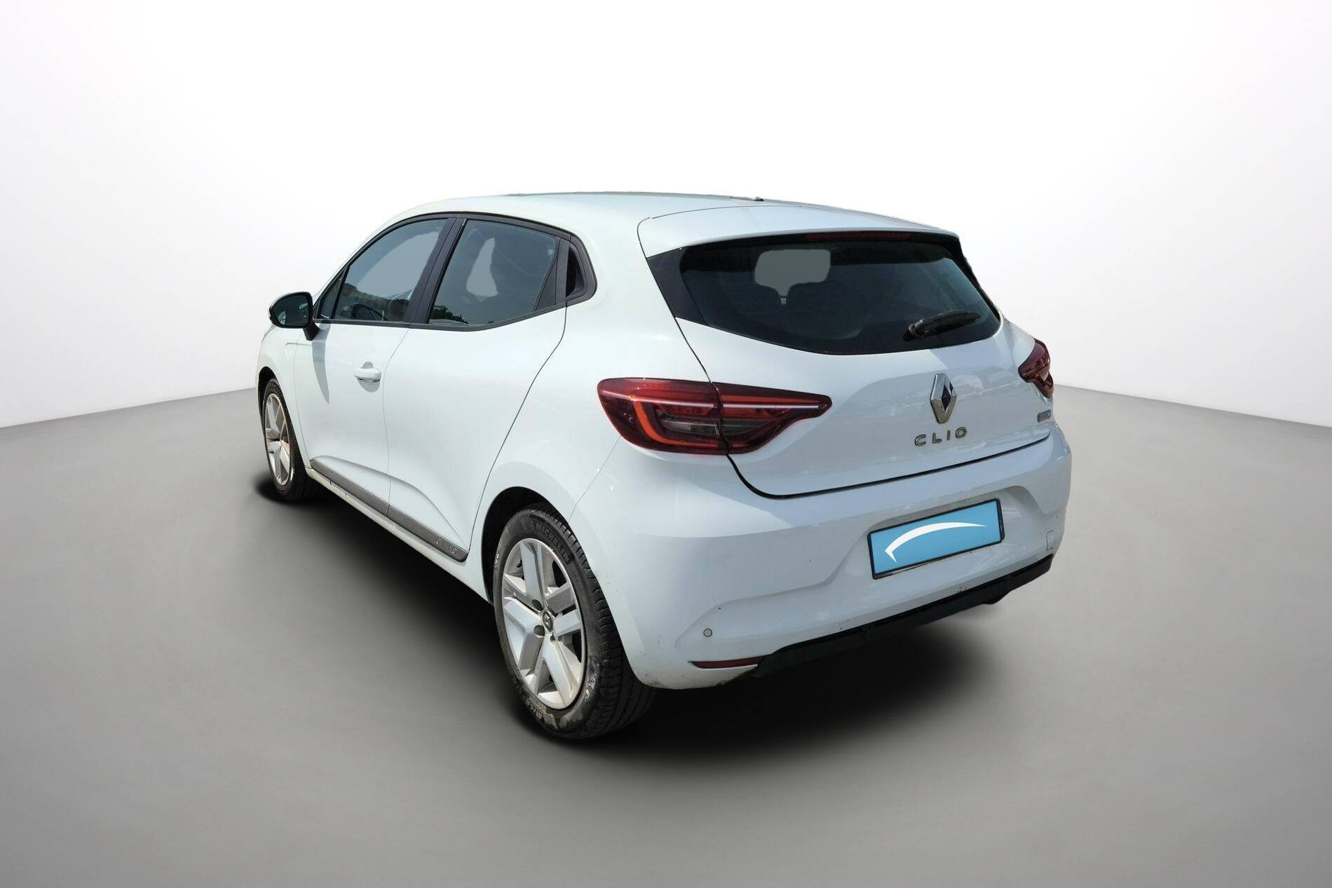 Vente en ligne Renault Clio 5 Clio E-Tech 140 - 21N au prix de 14 990 €