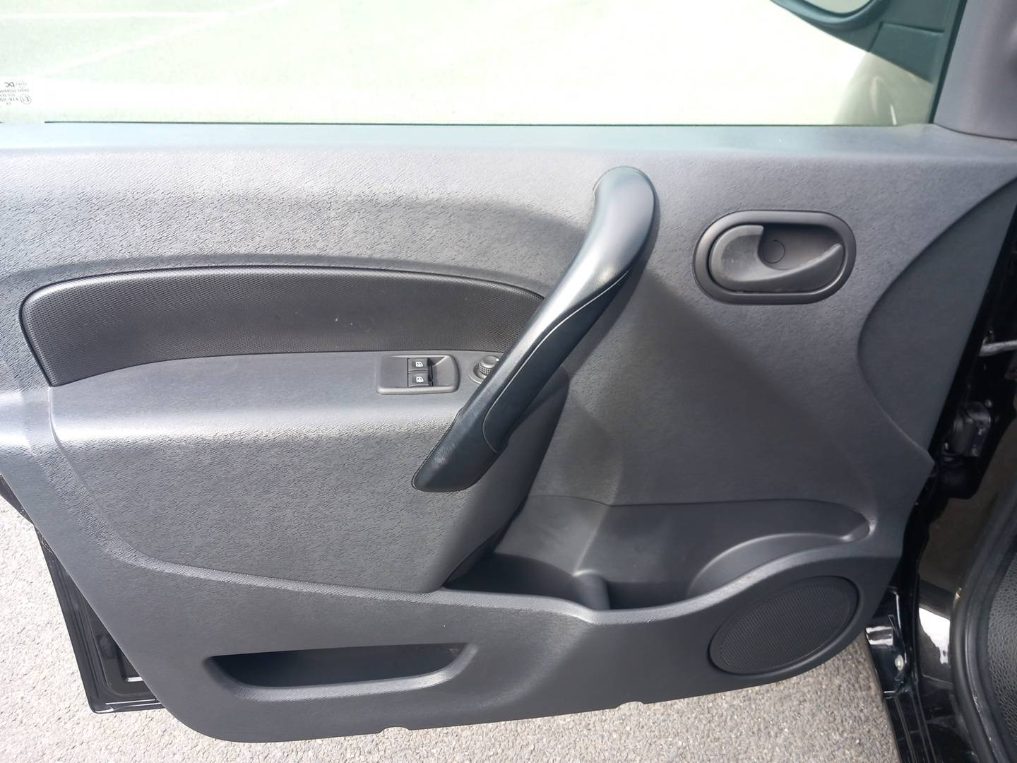 Vente en ligne Renault Kangoo Electrique KANGOO Z.E. ACHAT INTEGRAL au prix de 9 990 €