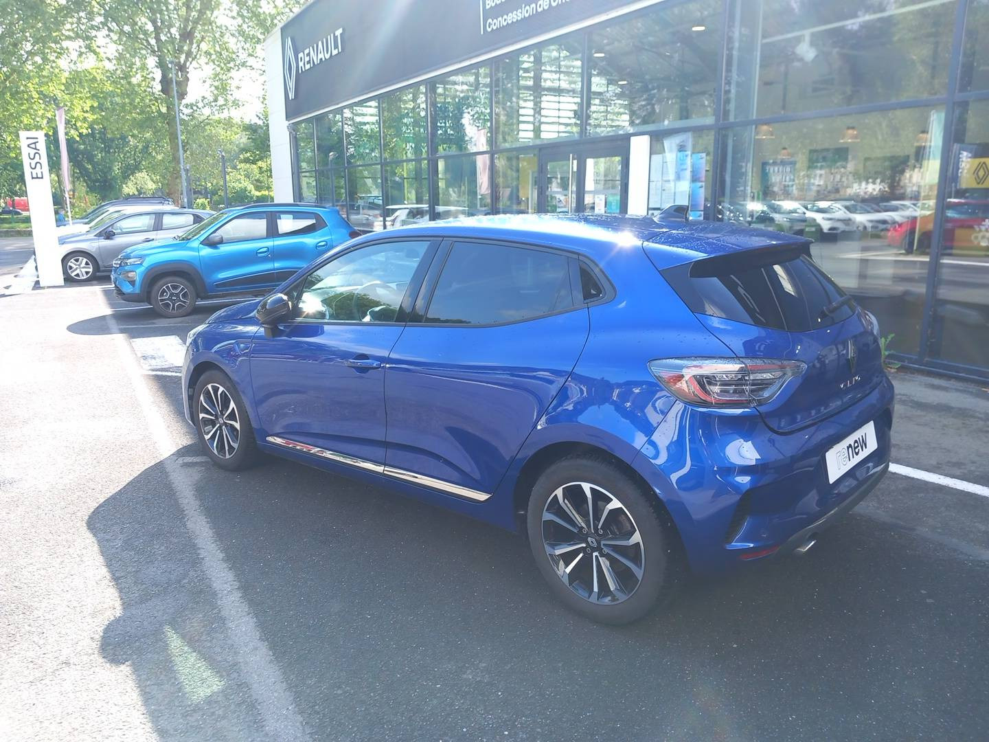 Vente en ligne Renault Clio 5 Clio TCe 90 au prix de 16 490 €