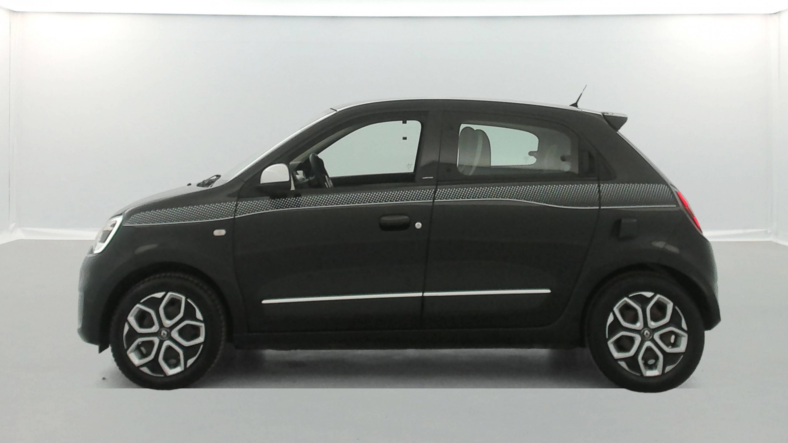 Vente en ligne Renault Twingo 3  SCe 65 - 21 au prix de 9 990 €
