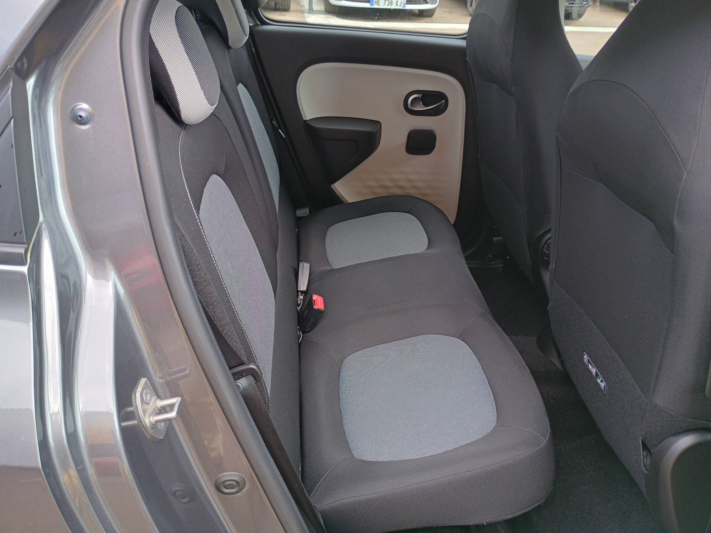 Vente en ligne Renault Twingo Electrique Twingo III E-Tech au prix de 12 991 €