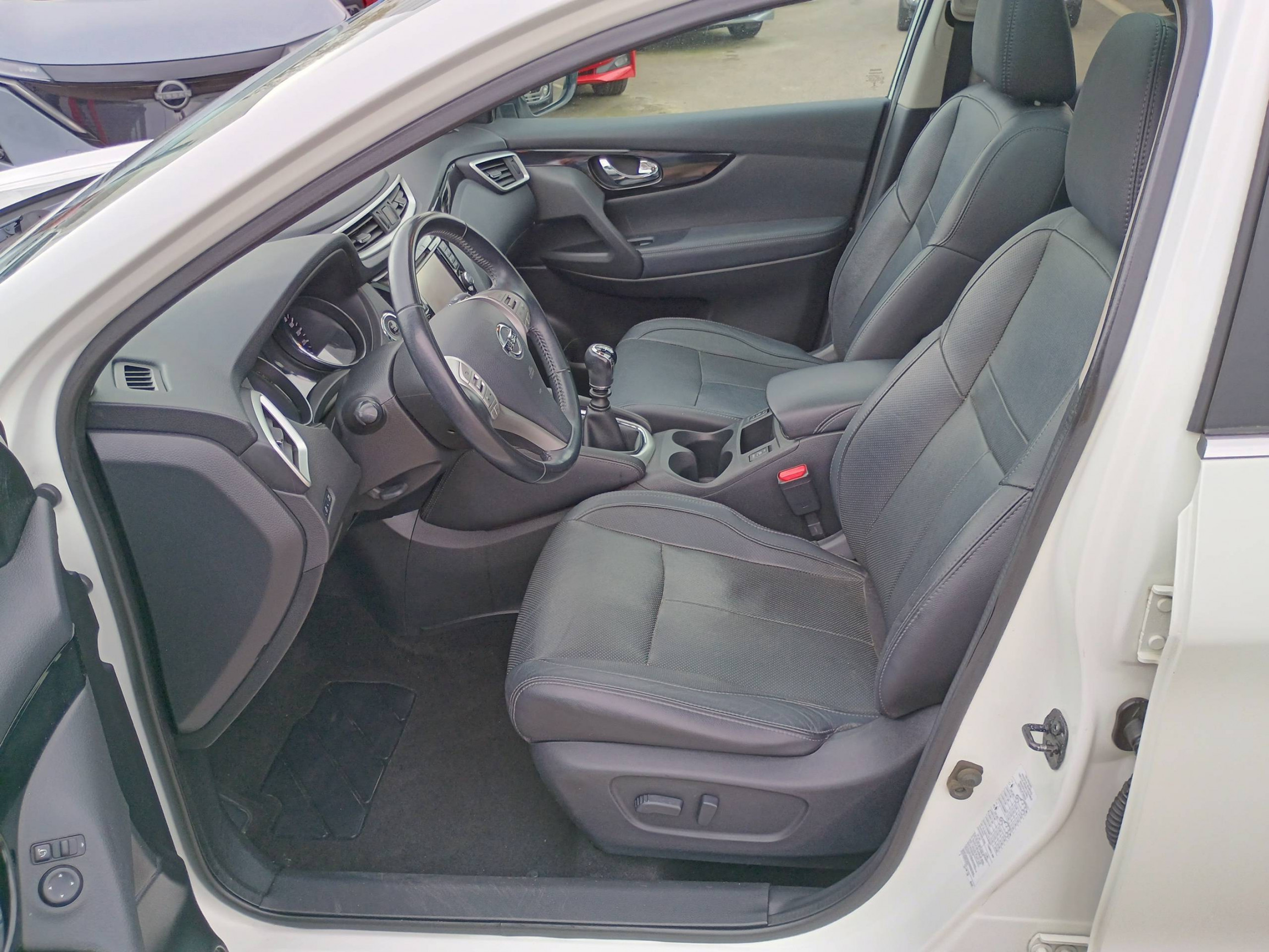 Vente en ligne Nissan Qashqai  1.5 dCi 110 au prix de 12 990 €