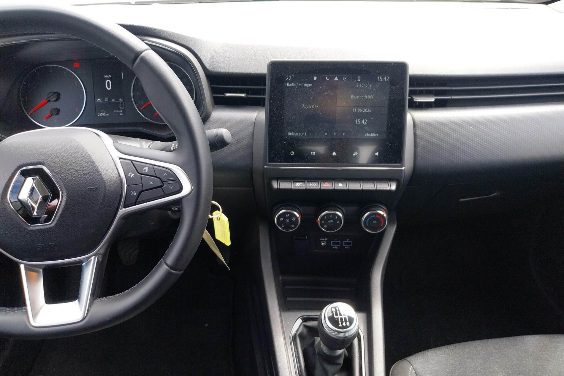 Vente en ligne Renault Clio 5 Clio TCe 90 au prix de 14 490 €