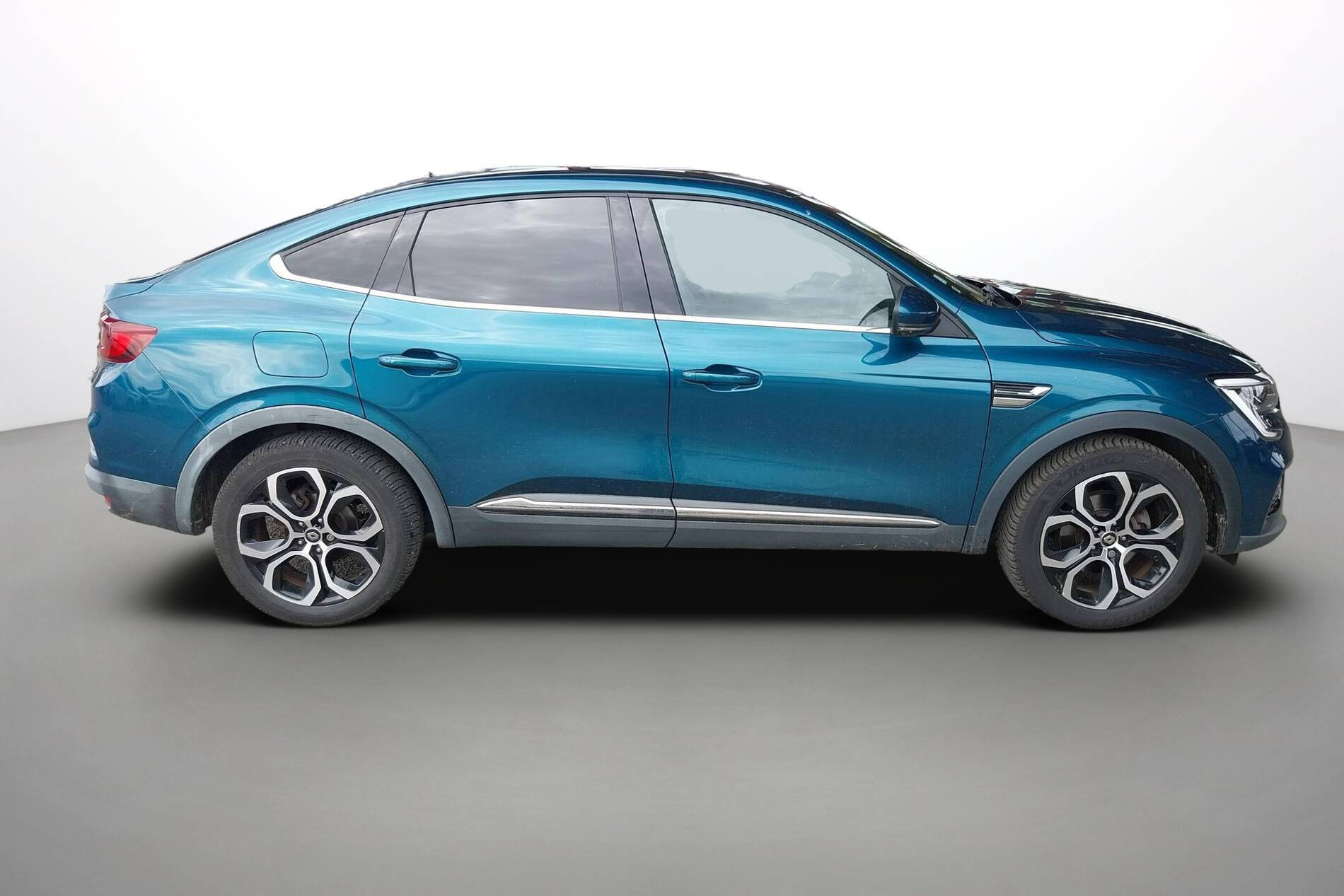 Vente en ligne Renault Arkana  E-Tech 145 - 21B au prix de 17 390 €
