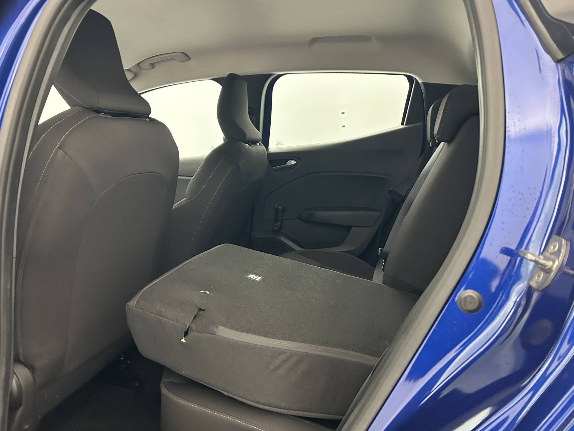 Vente en ligne Renault Clio 5 Clio TCe 90 au prix de 14 790 €