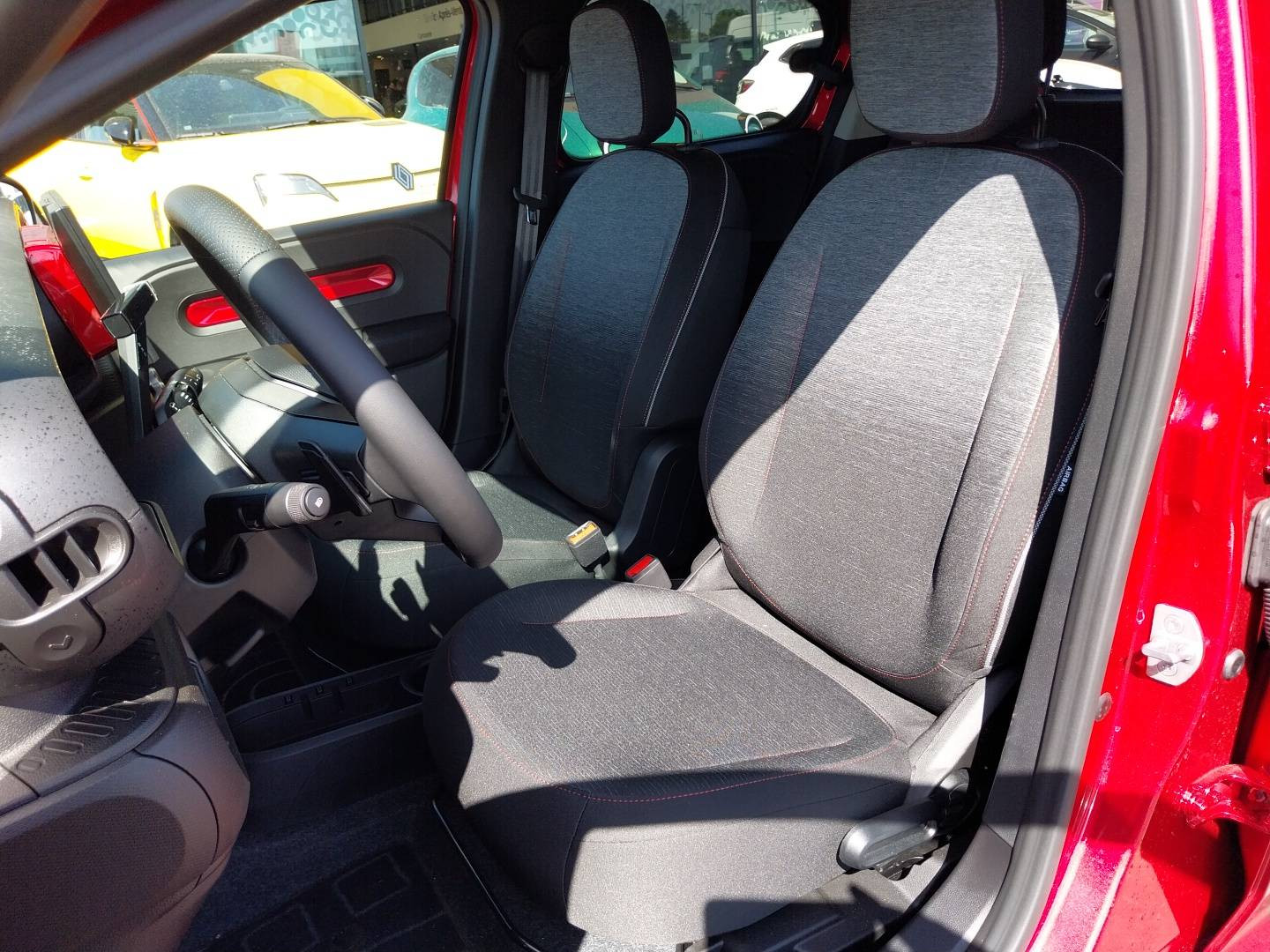 Vente en ligne Renault Twingo Electrique  80 ch autonomie urbaine au prix de 21 150 €