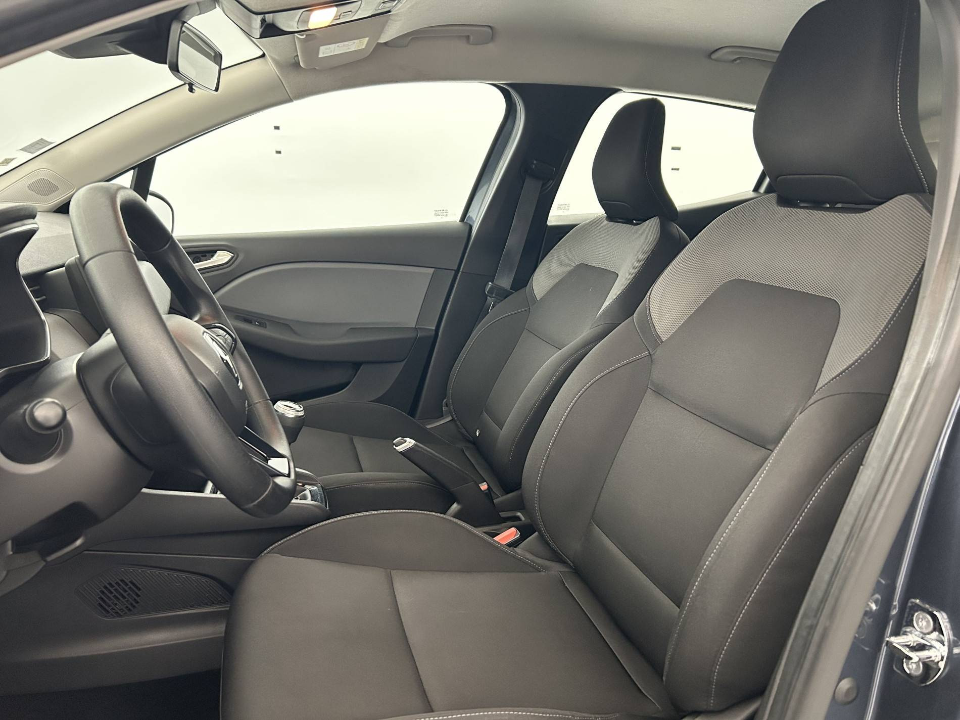 Vente en ligne Renault Clio 5 Clio SCe 75 au prix de 10 990 €