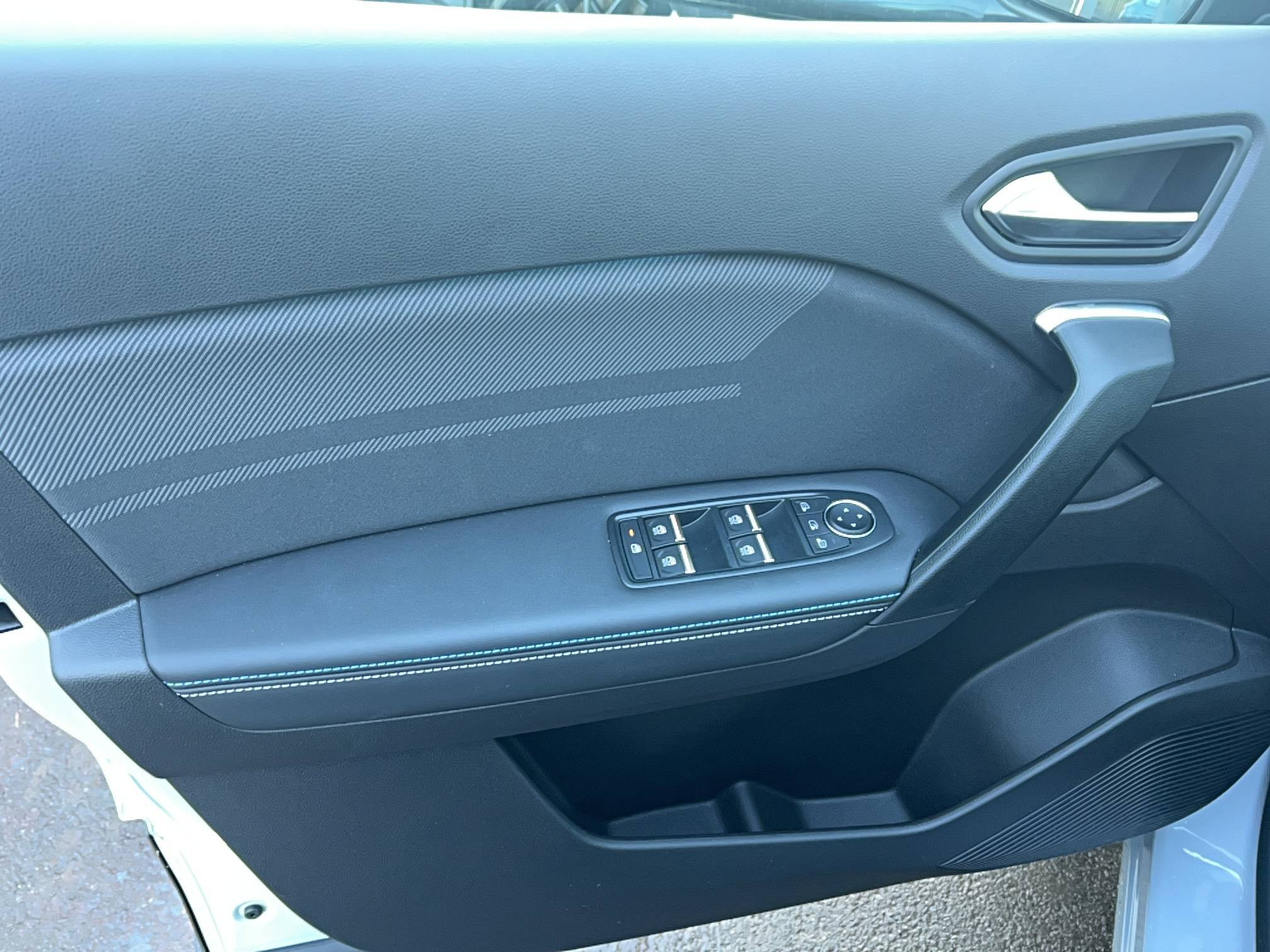 Vente en ligne Renault Captur  E-Tech full hybrid 160 ch au prix de 33 990 €