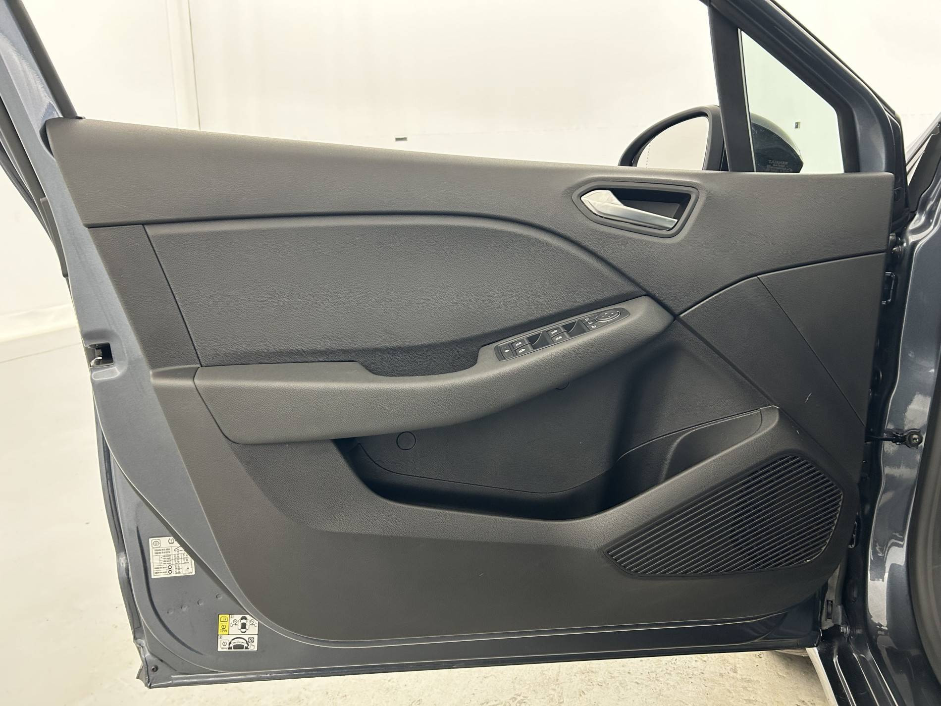 Vente en ligne Renault Clio 5 Clio TCe 90 - 21N au prix de 14 990 €