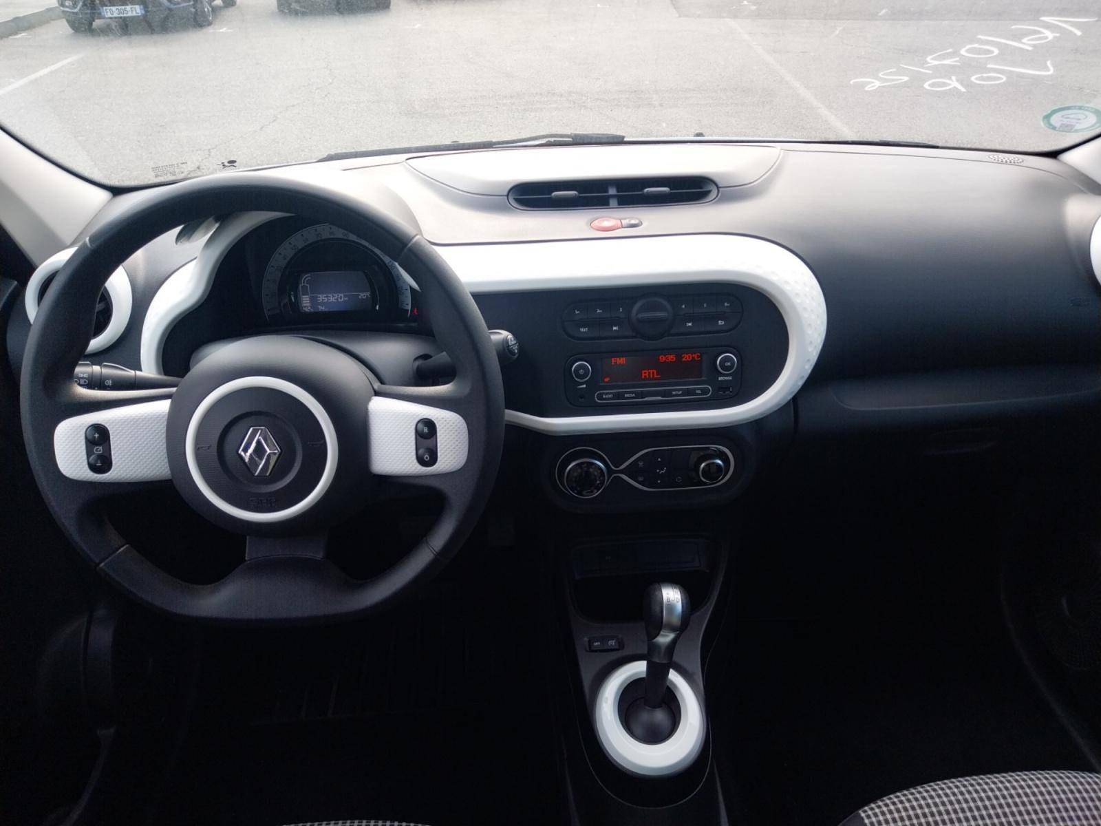 Vente en ligne Renault Twingo Electrique Twingo III E-Tech au prix de 12 490 €