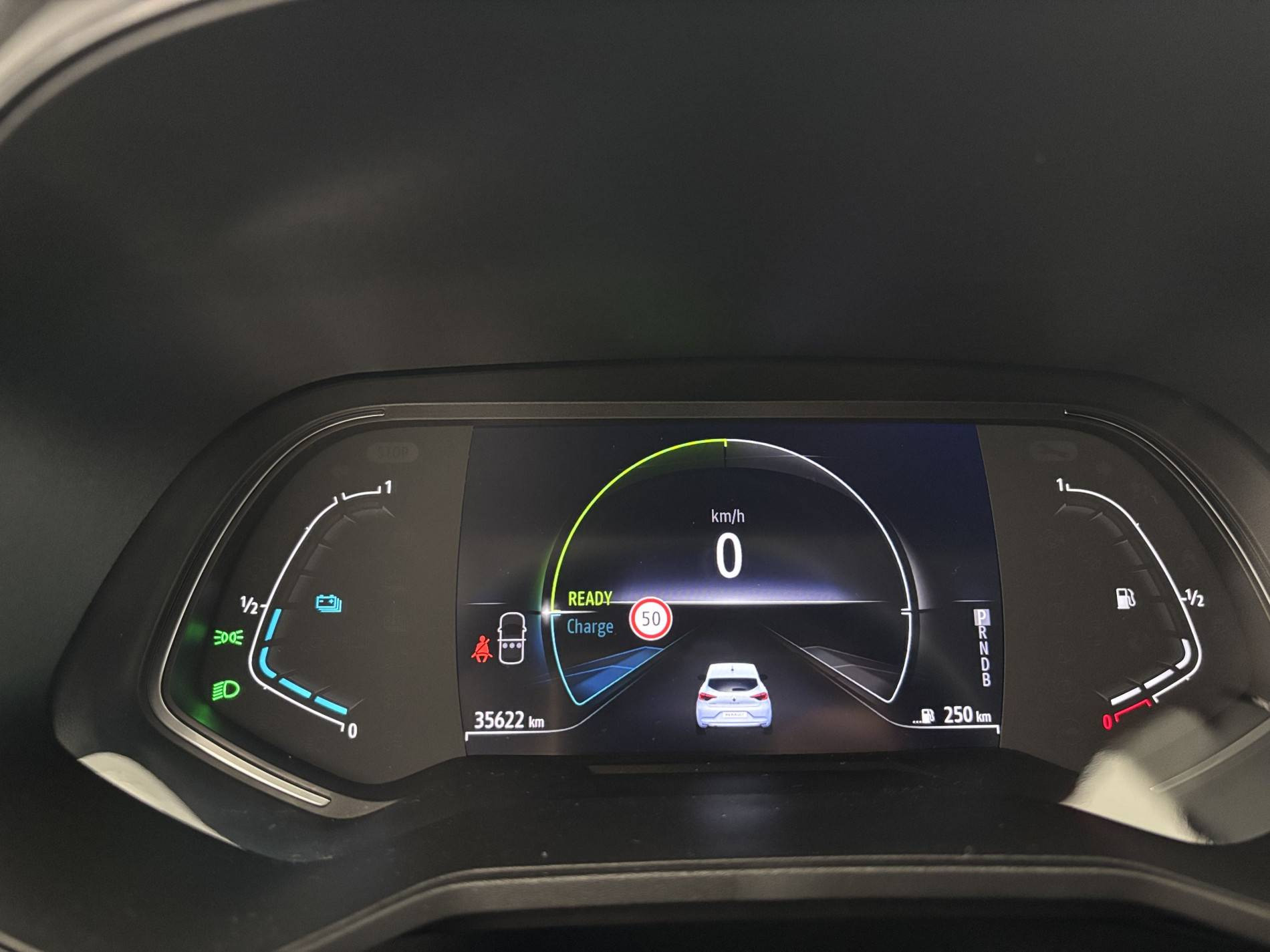 Vente en ligne Renault Clio 5 Clio E-Tech full hybrid 145 au prix de 15 490 €