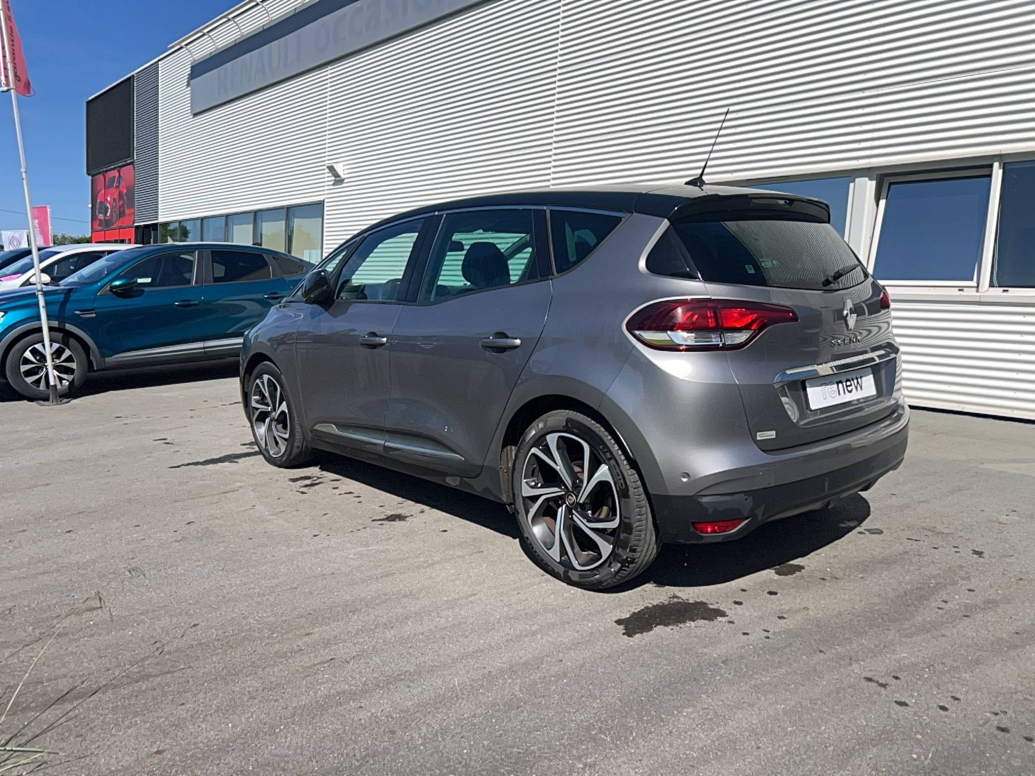 Vente en ligne Renault Scenic 4 Scenic TCe 140 FAP au prix de 15 590 €