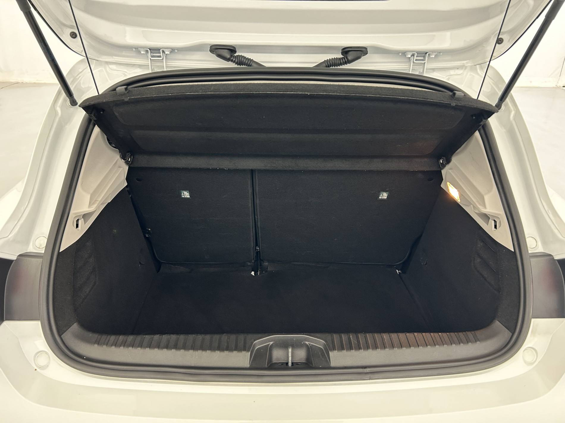 Vente en ligne Renault Clio 5 Clio Blue dCi 100 - 21N au prix de 13 890 €