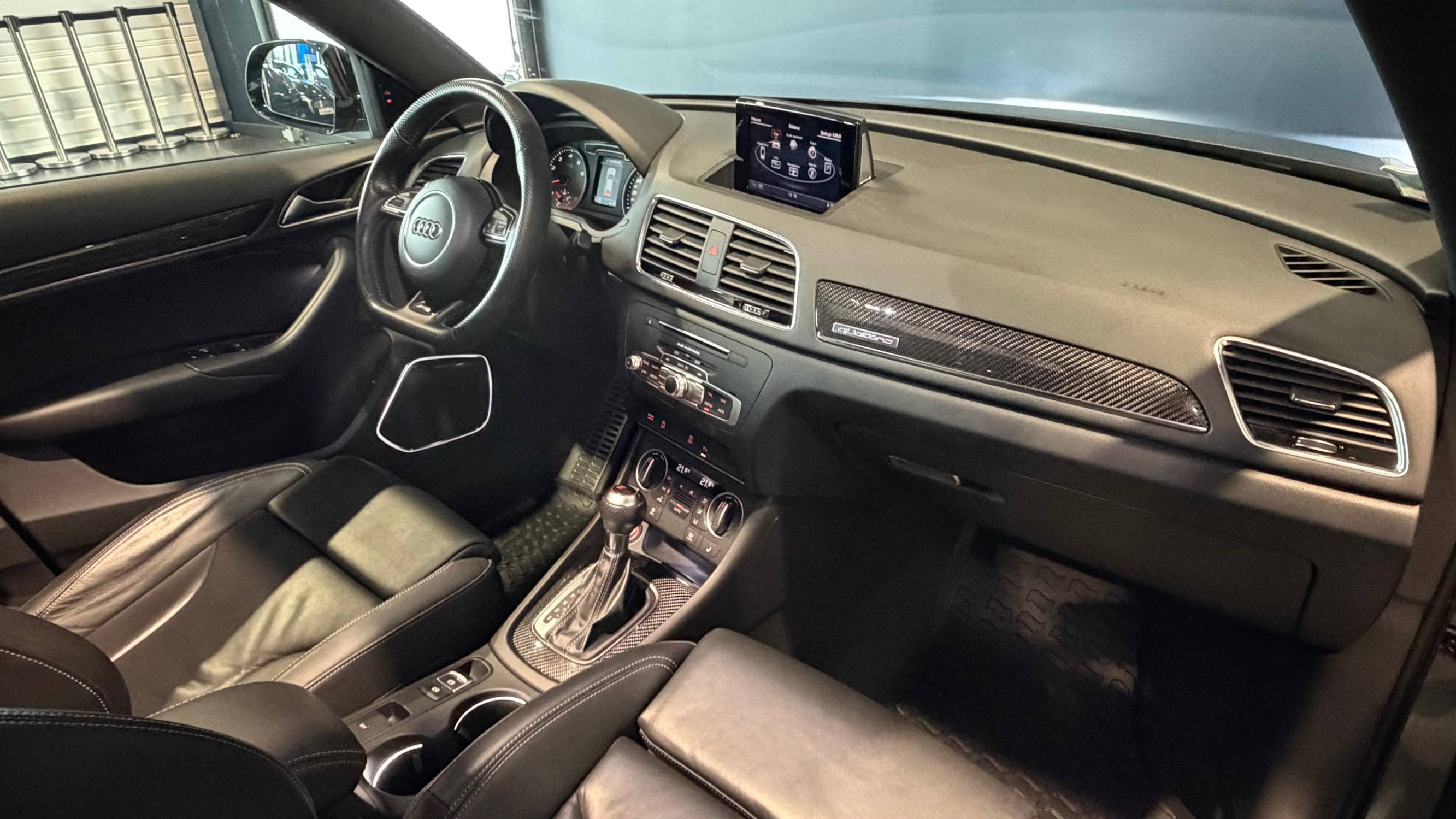 Vente en ligne Audi RSQ3  Performance 2.5 TFSI 367 ch au prix de 37 990 €