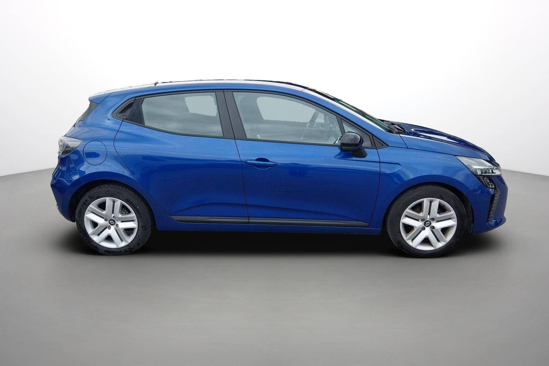 Vente en ligne Renault Clio 5 Clio TCe 100 GPL au prix de 15 990 €