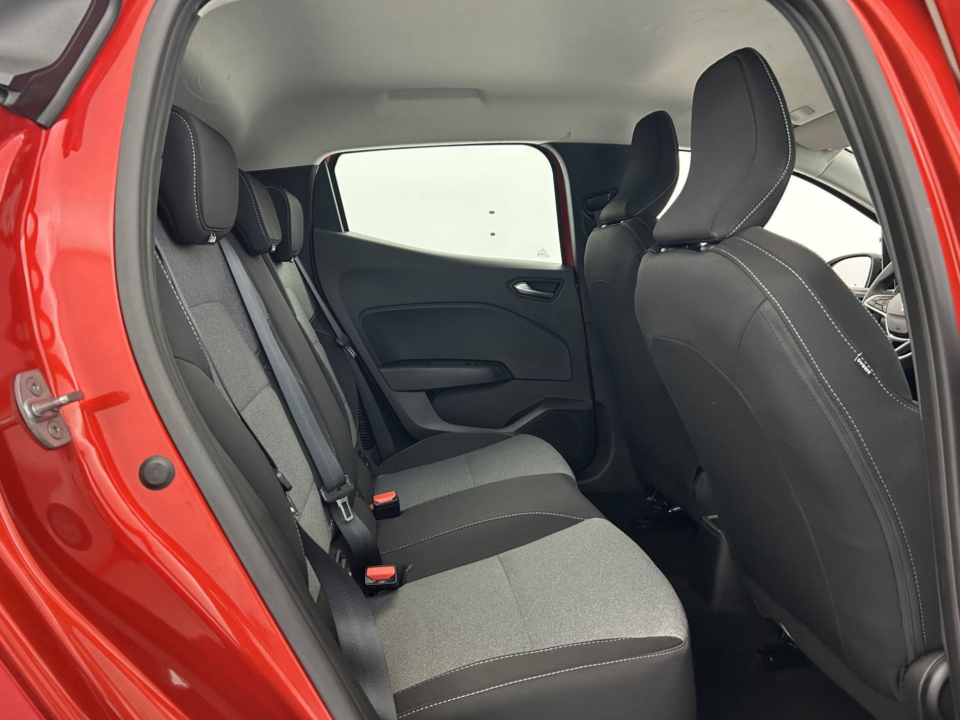 Vente en ligne Renault Clio 5 Clio E-Tech full hybrid 145 ch GSR2 au prix de 21 990 €