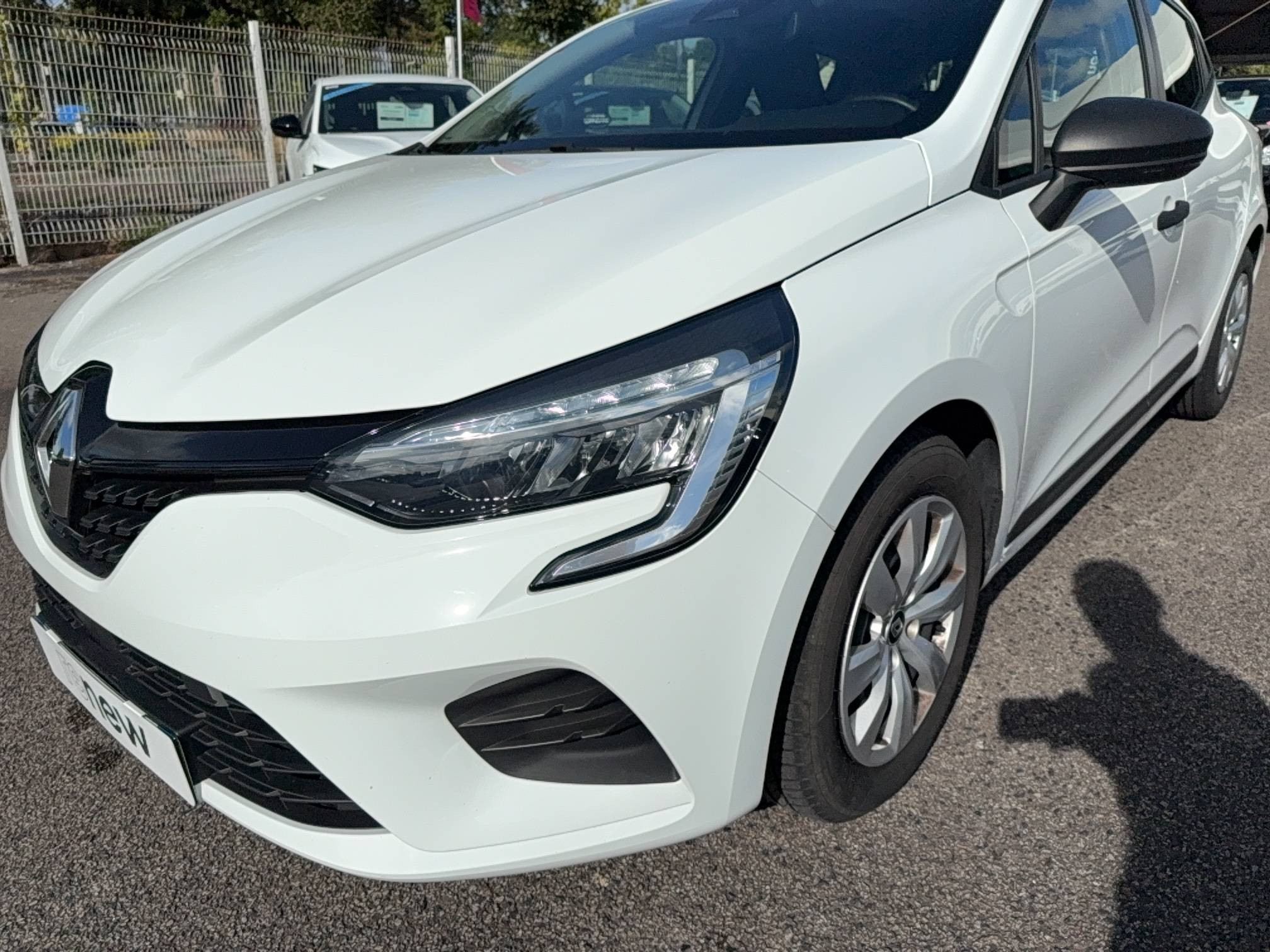 Vente en ligne Renault Clio 5 Clio SCe 65 au prix de 11 490 €