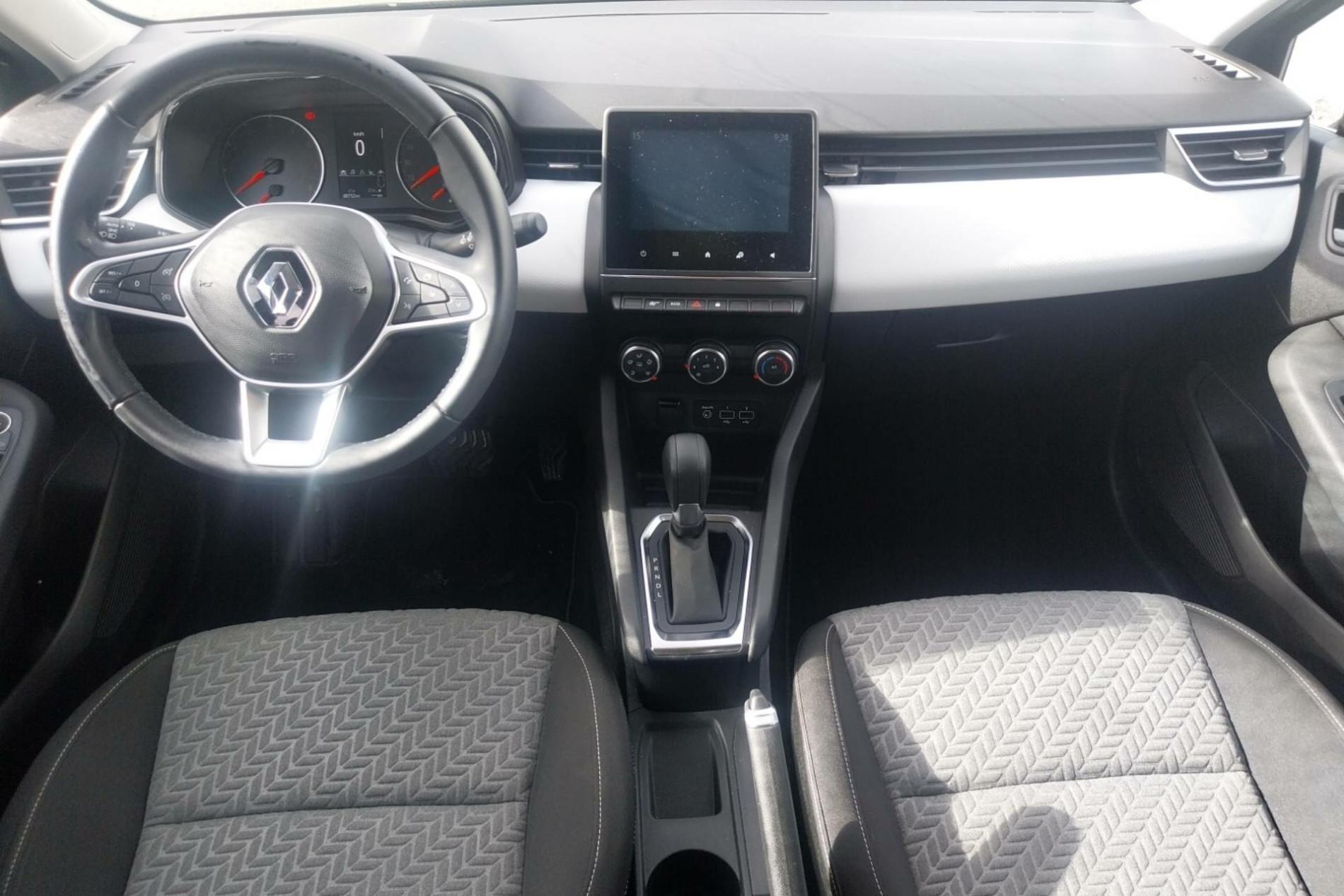 Vente en ligne Renault Clio 5 Clio TCe 90 X-Tronic au prix de 15 990 €