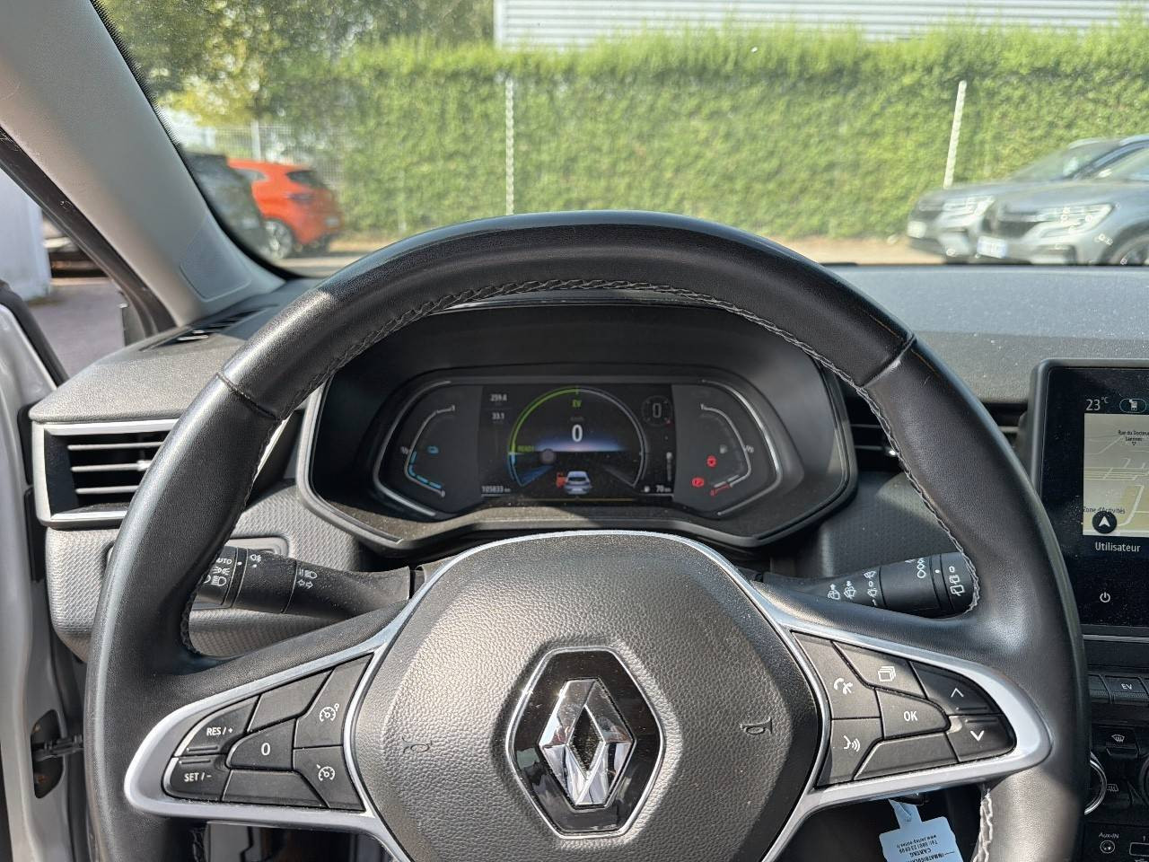 Vente en ligne Renault Clio 5 Clio E-Tech 140 - 21N au prix de 13 990 €