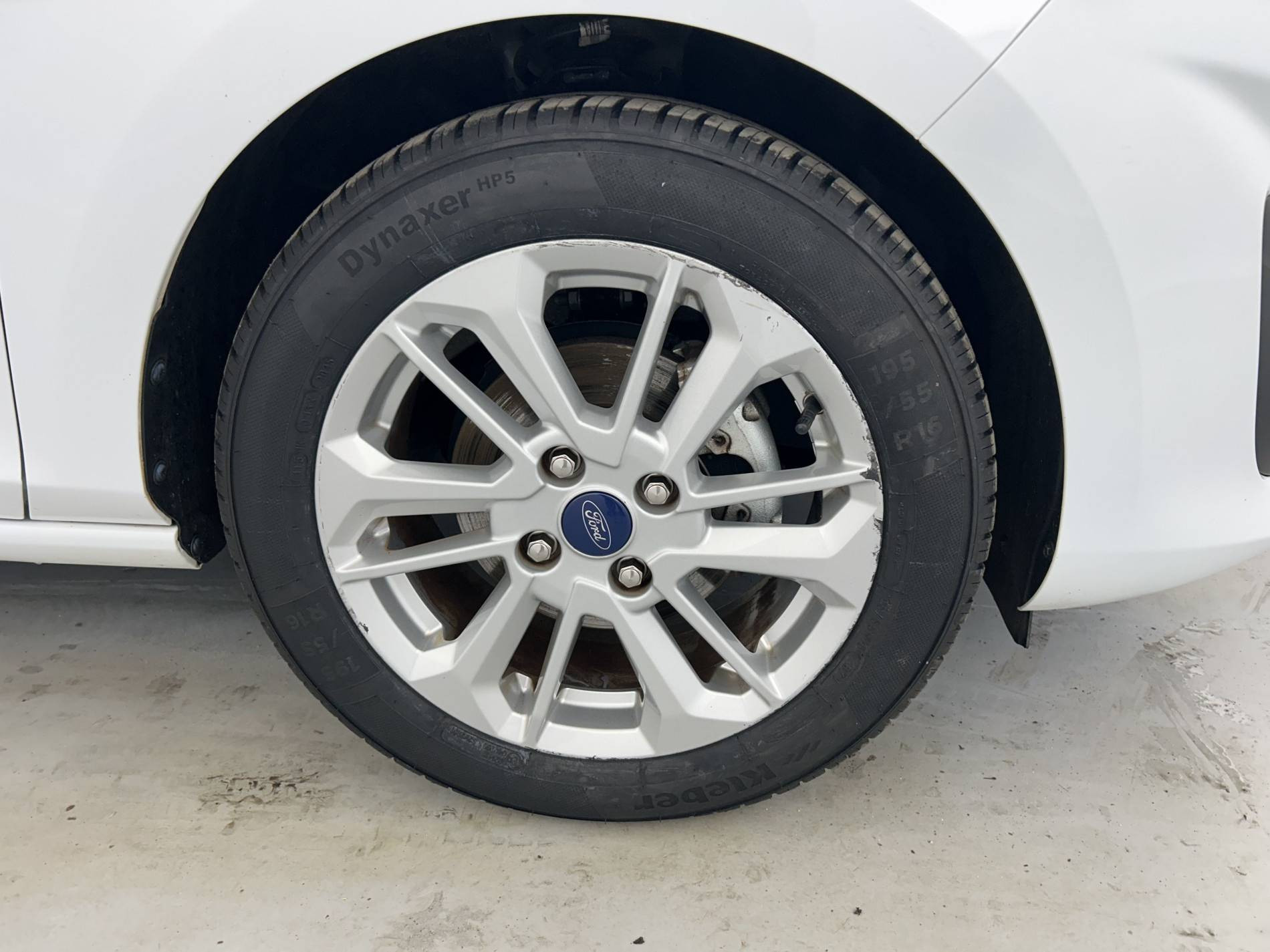 Vente en ligne Ford Fiesta  1.0 Flexifuel 95 ch S&S BVM6 au prix de 17 490 €