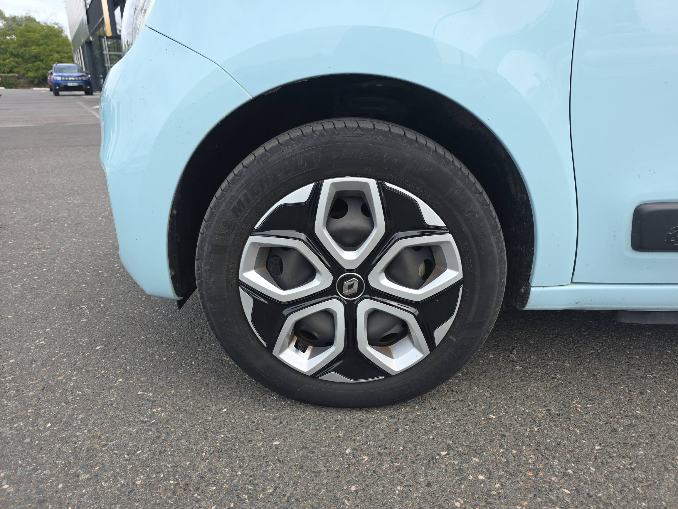 Vente en ligne Renault Twingo Electrique Twingo III E-Tech au prix de 11 990 €