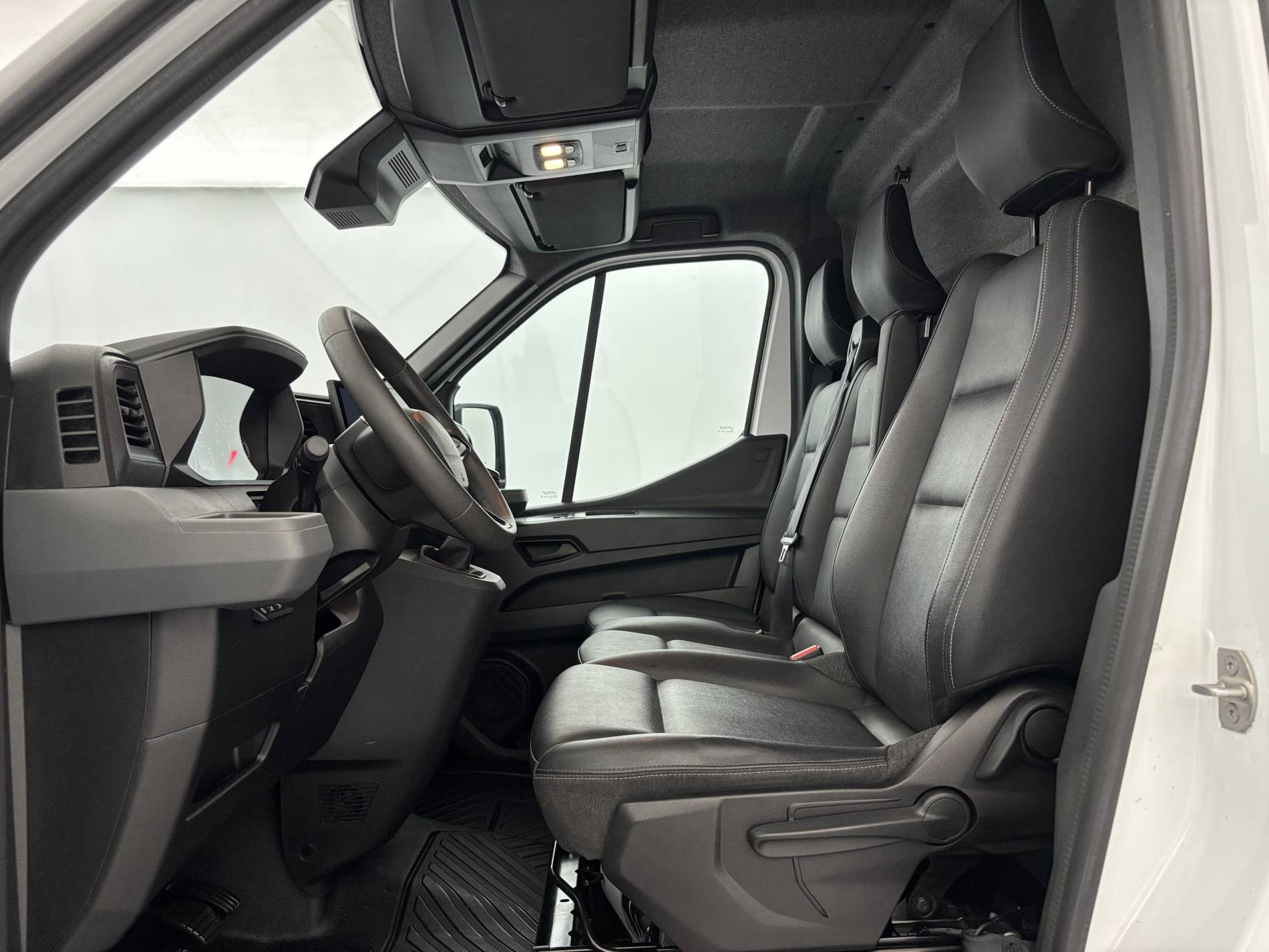 Vente en ligne Renault Master Fourgon MASTER FG BLUE DCI 130 L2H2 3T5 TR au prix de 29 900 €