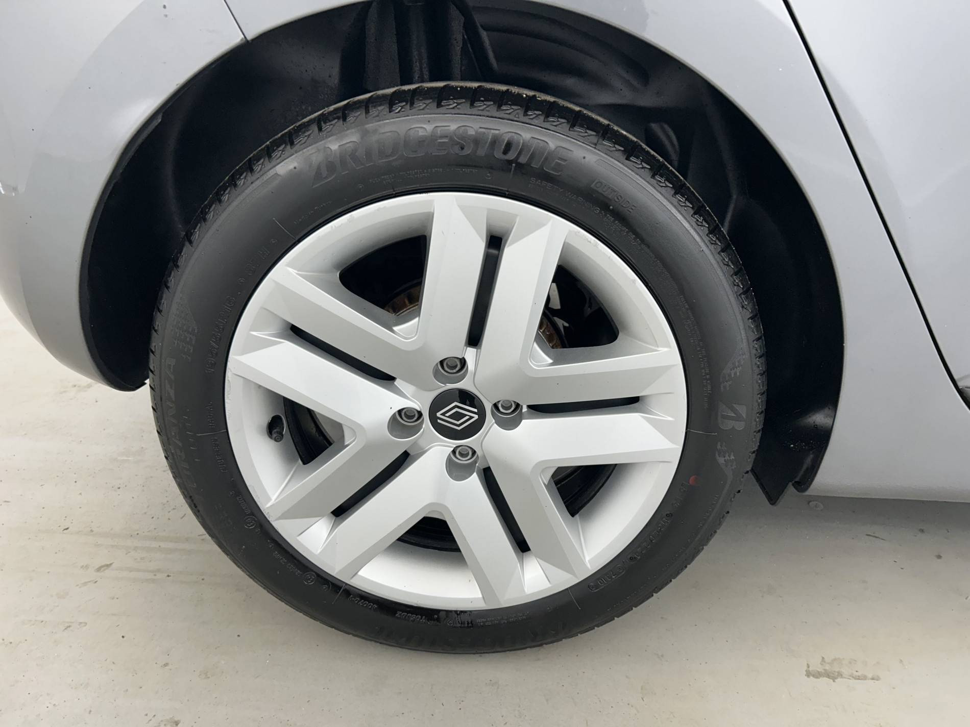Vente en ligne Renault Clio 5 Clio TCe 90 ch GSR2 au prix de 14 990 €