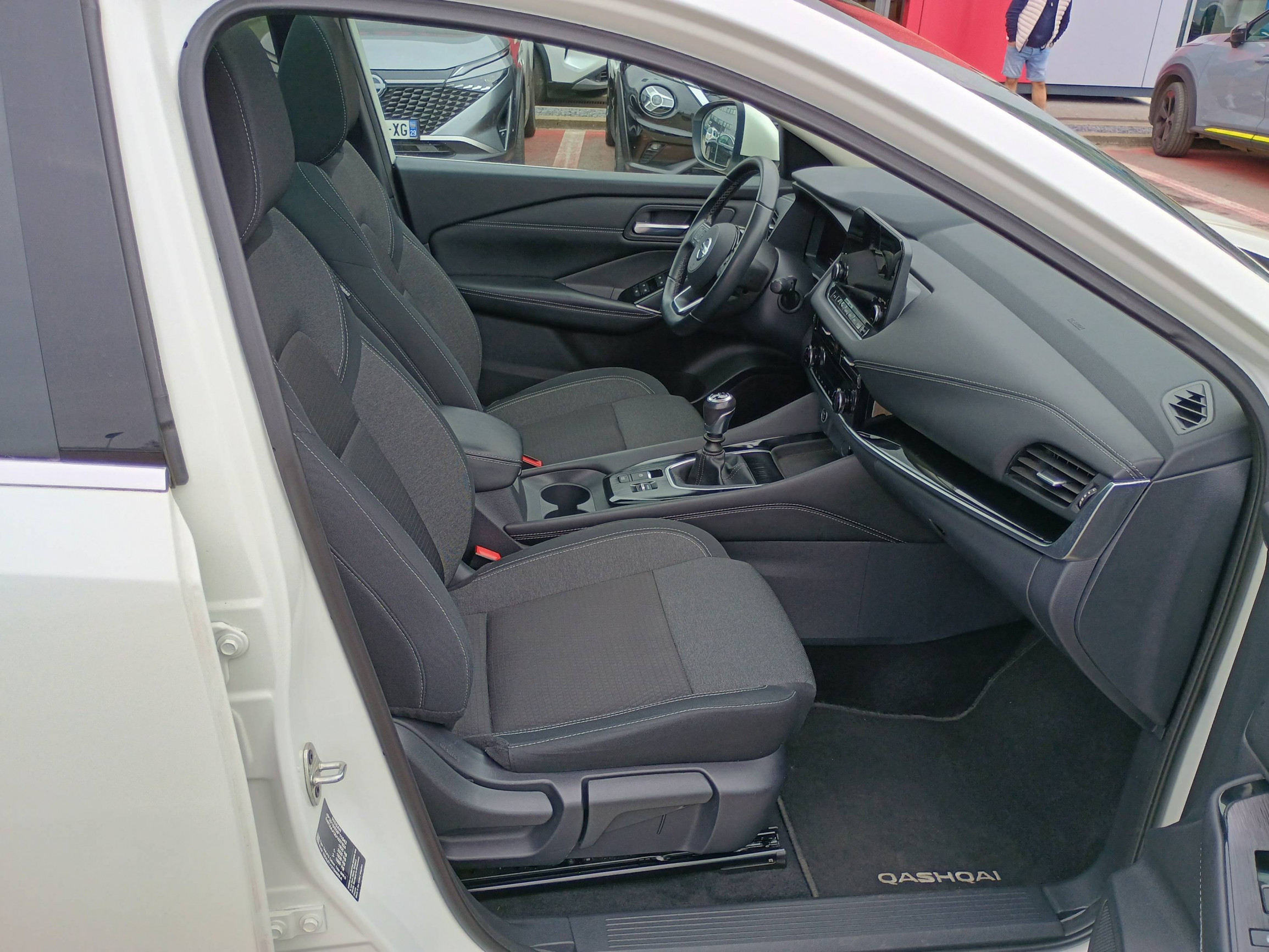 Vente en ligne Nissan Qashqai Qashqai Mild Hybrid 140 ch au prix de 19 990 €
