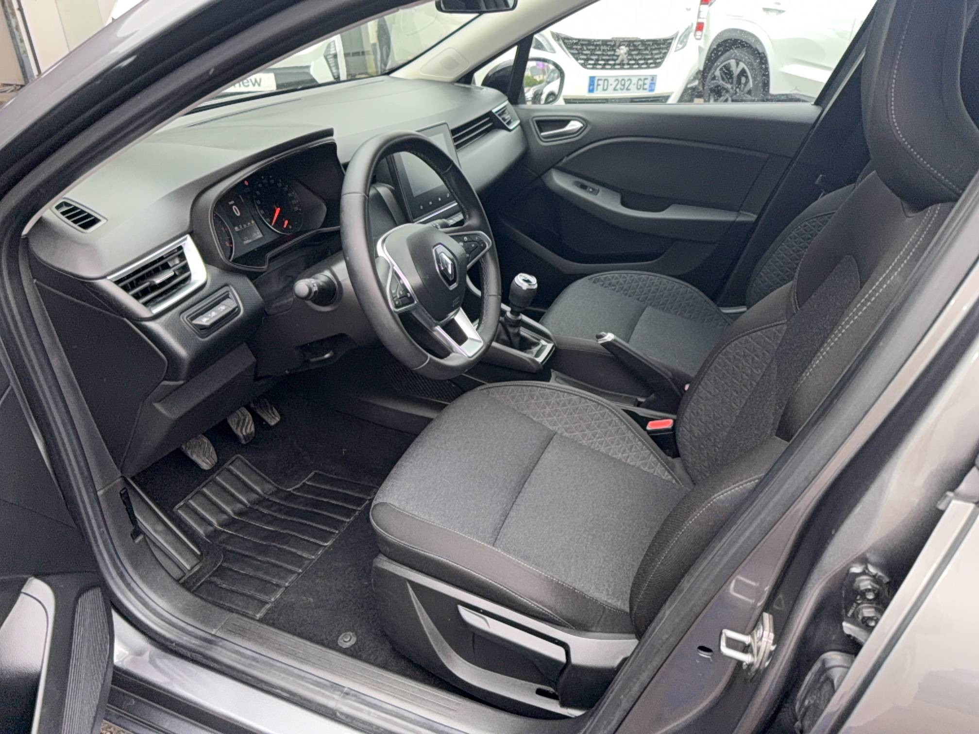 Vente en ligne Renault Clio 5 Clio TCe 90 au prix de 13 990 €