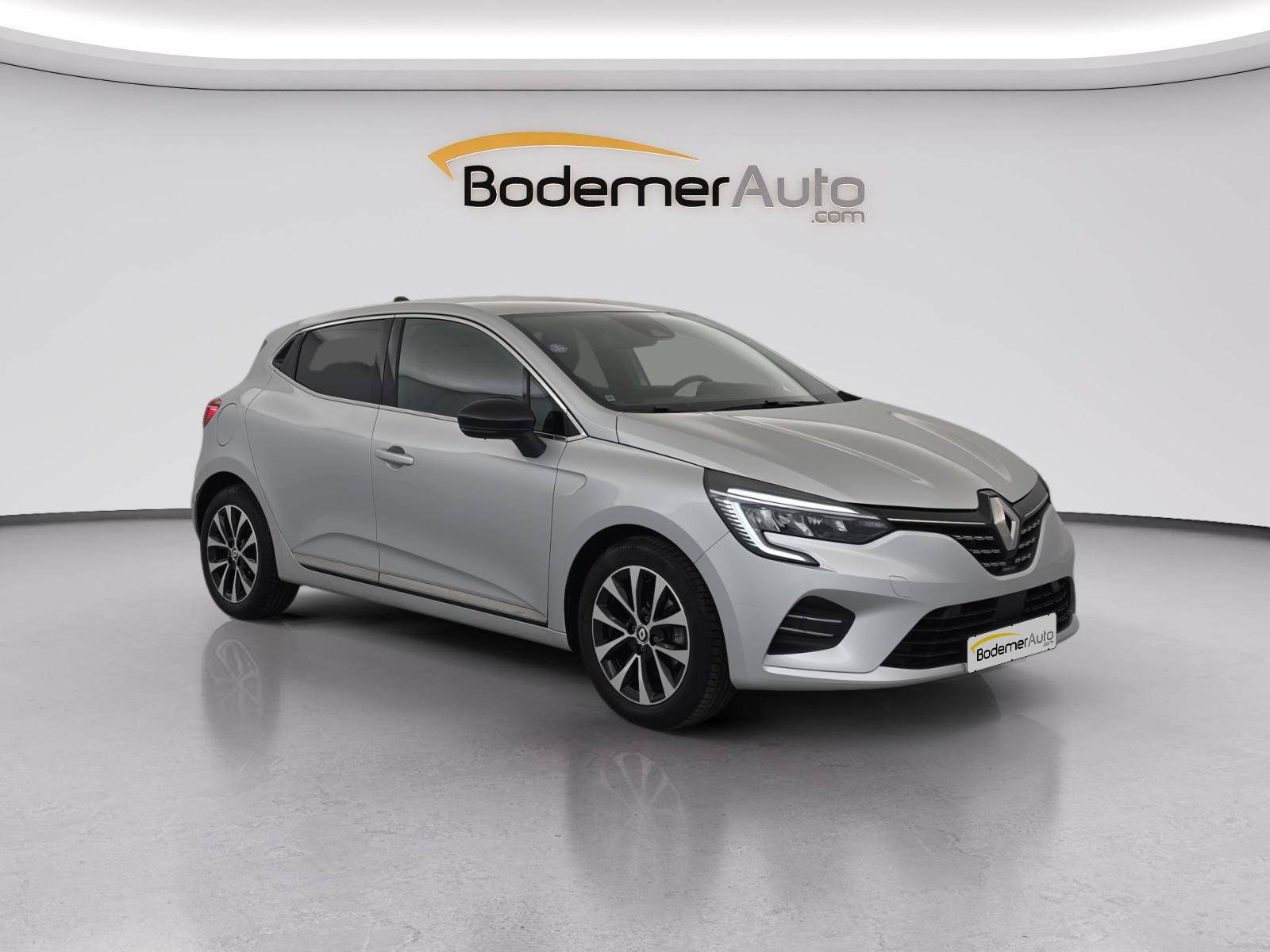 Vente en ligne Renault Clio 5 Clio TCe 90 au prix de 15 900 €
