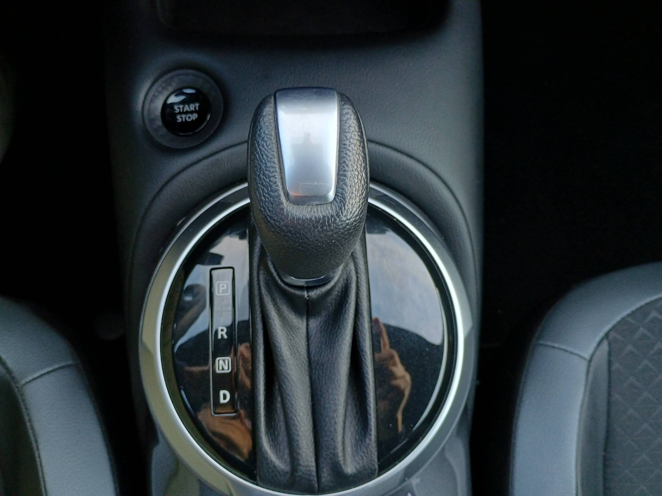 Vente en ligne Nissan Juke Juke HYBRID 143 au prix de 18 690 €