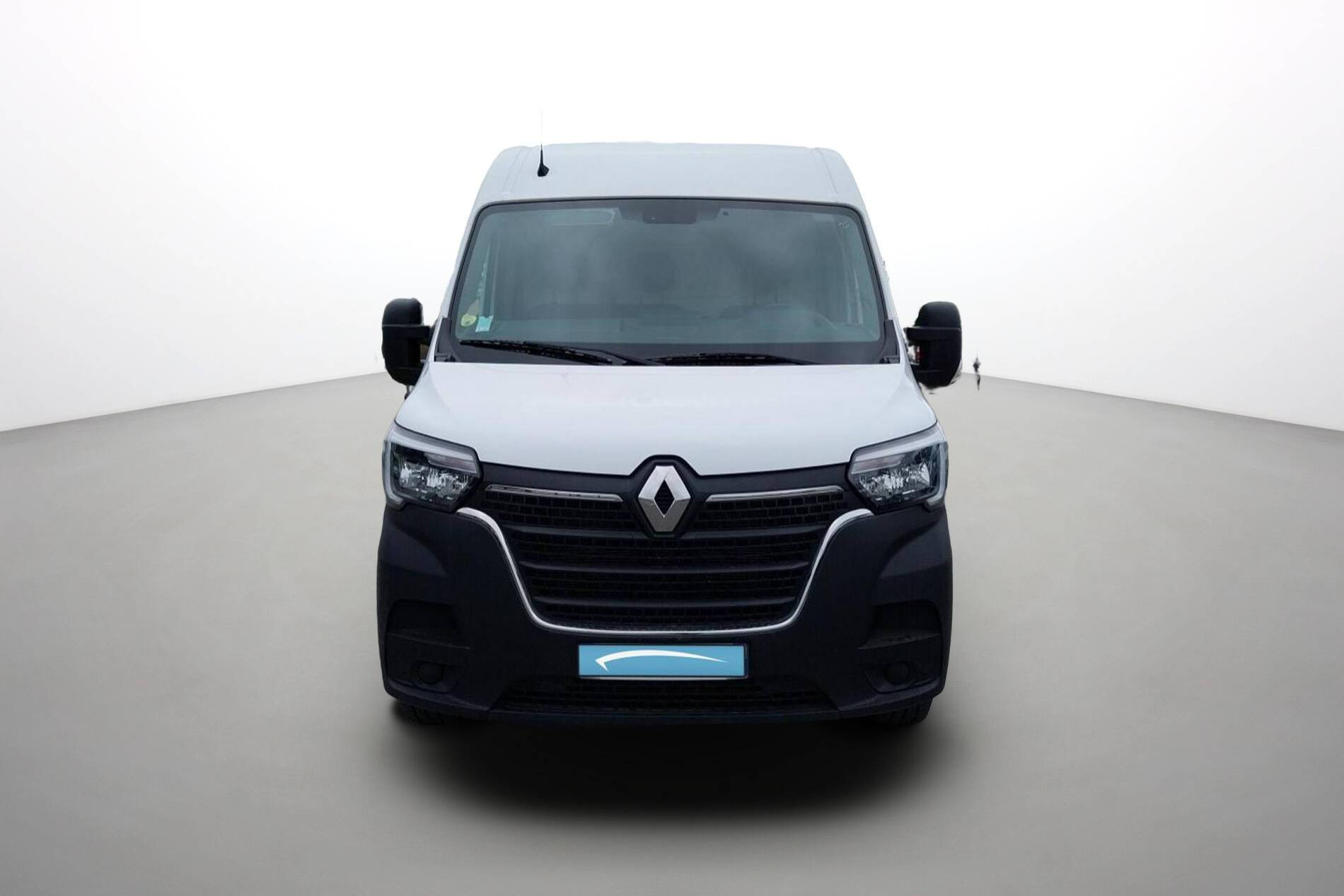 Vente en ligne Renault Master Fourgon MASTER FGN TRAC F3500 L2H2 BLUE DCI 135 au prix de 23 990 €