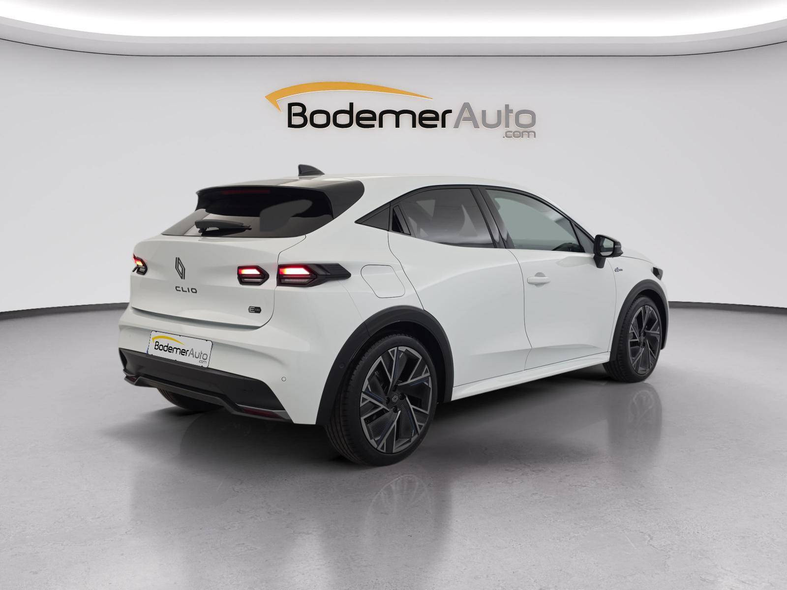 Vente en ligne Renault Clio 6 Clio E-Tech full hybrid 160 ch au prix de 28 490 €