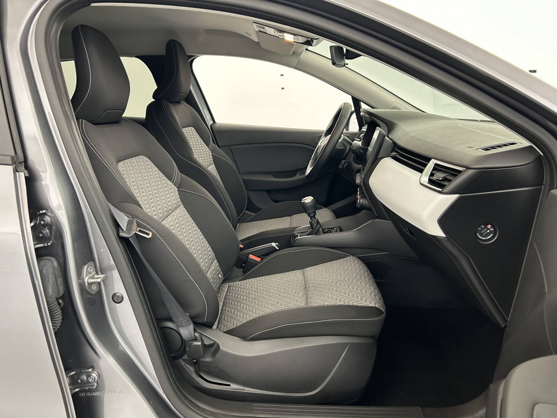 Vente en ligne Renault Clio 5 Clio TCe 90 au prix de 13 990 €