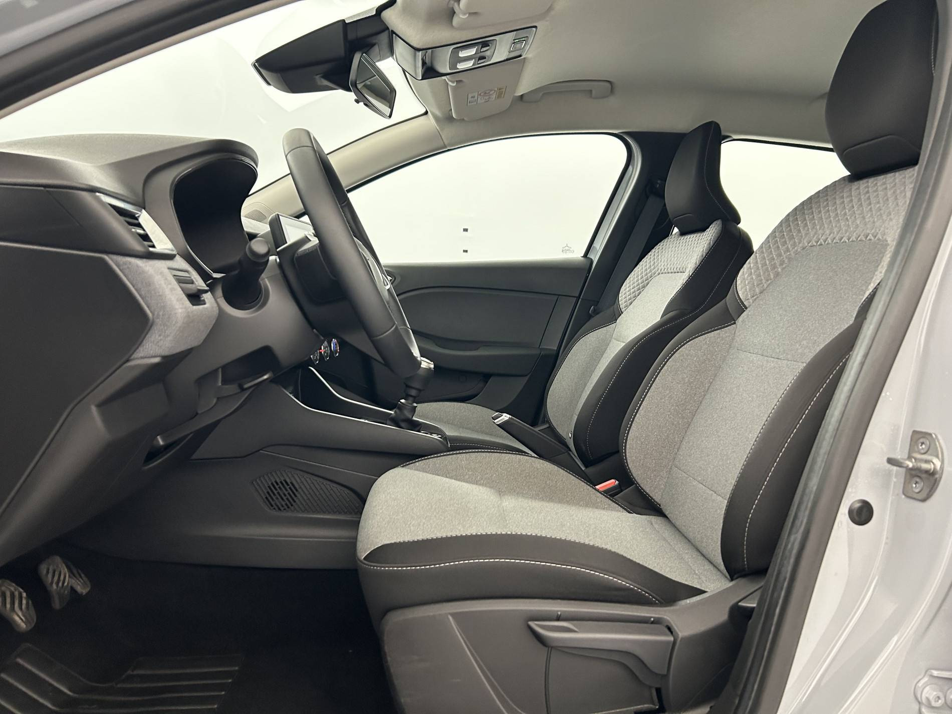Vente en ligne Renault Clio 5 Clio TCe 90 au prix de 15 790 €