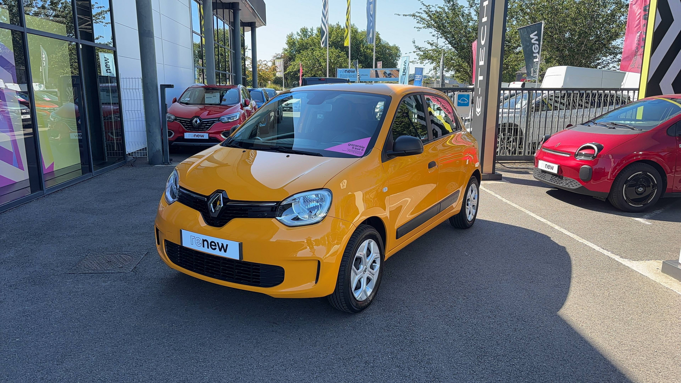 Vente en ligne Renault Twingo Electrique Twingo III E-Tech au prix de 12 990 €