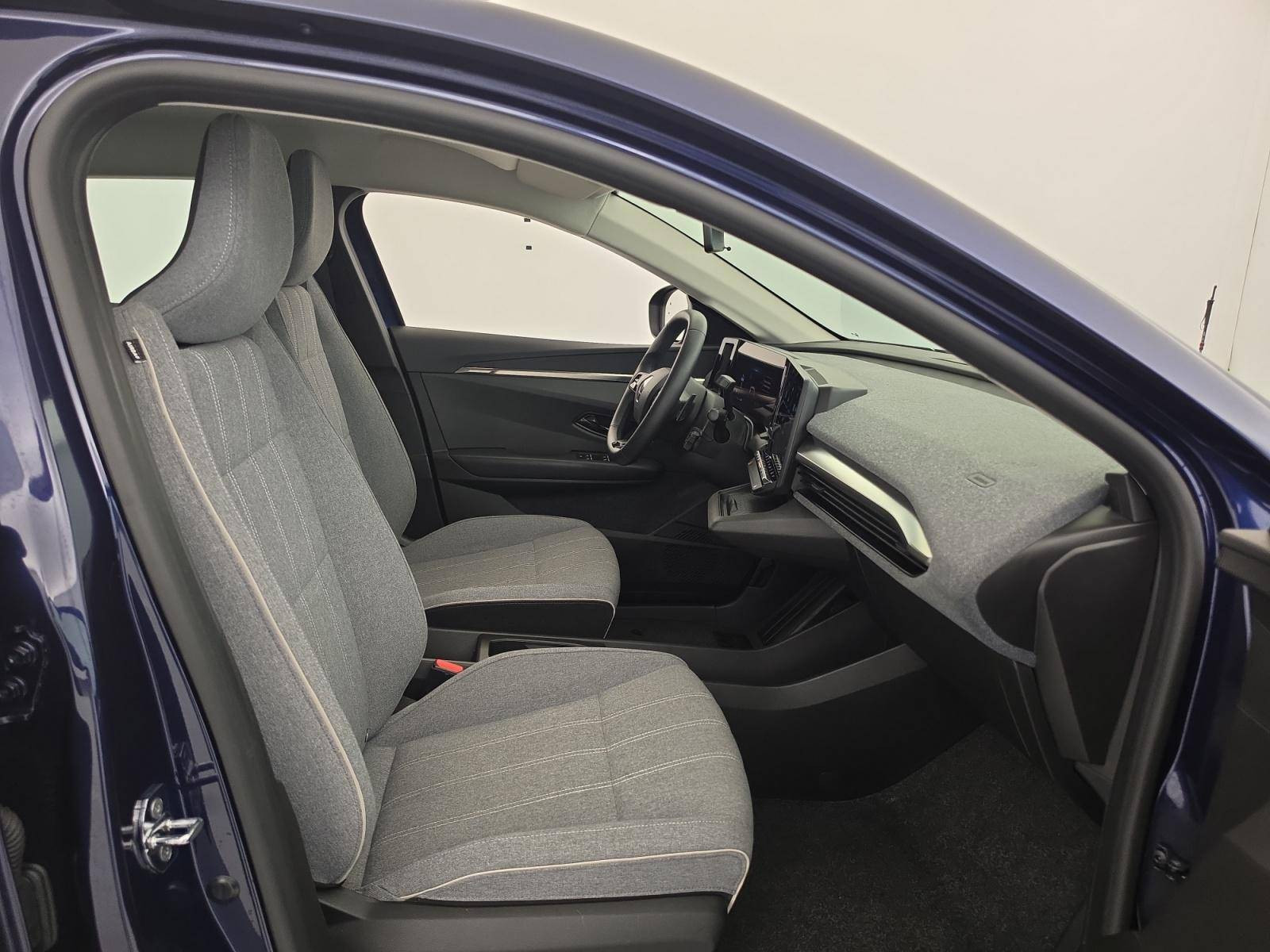 Vente en ligne Renault Megane E-Tech  EV40 130ch standard charge au prix de 21 900 €
