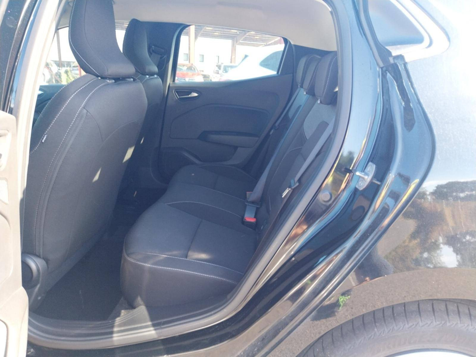 Vente en ligne Renault Clio 5 Clio E-Tech full hybrid 145 ch GSR2 au prix de 19 900 €