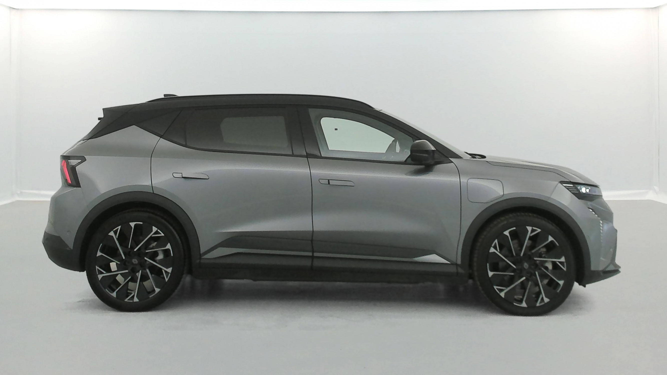 Vente en ligne Renault Scenic E-Tech Scenic E-Tech électrique 220 ch grande autonomie au prix de 42 490 €