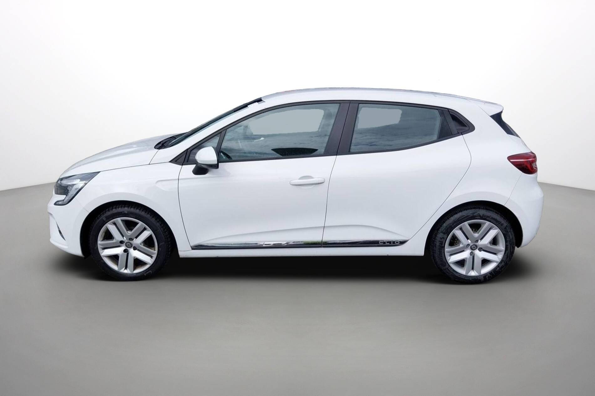 Vente en ligne Renault Clio 5 Clio SCe 65 - 21N au prix de 12 390 €