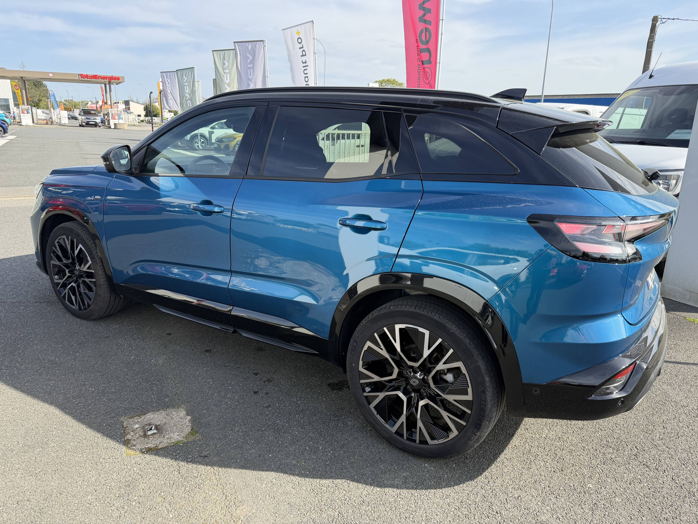 Vente en ligne Renault Austral  full hybrid E-Tech 200 ch au prix de 37 990 €