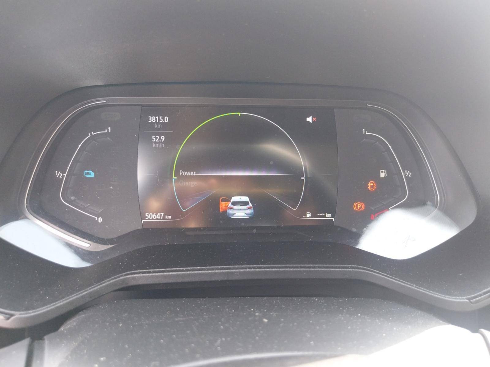 Vente en ligne Renault Clio 5 Clio E-Tech full hybrid 145 au prix de 15 990 €