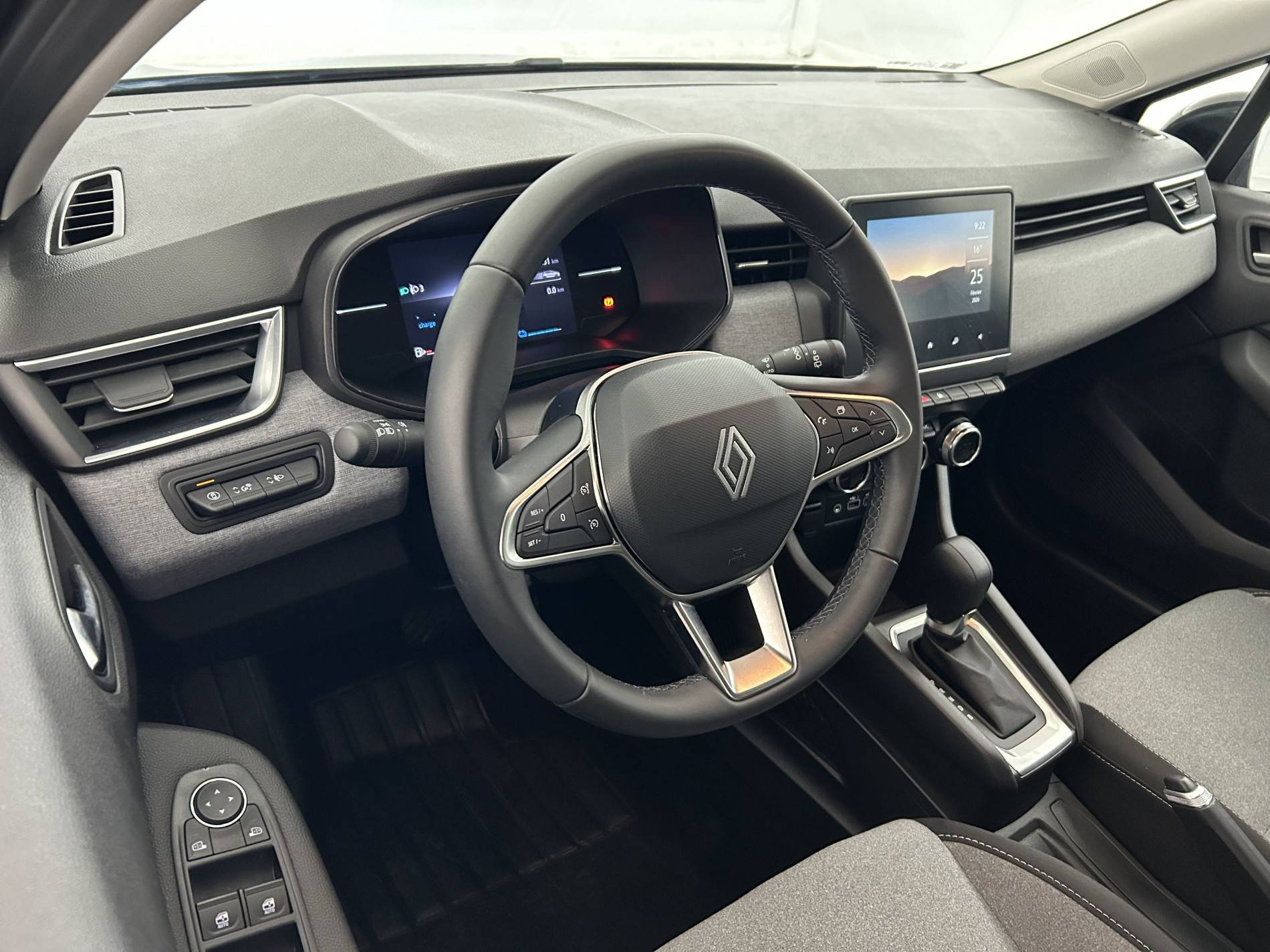 Vente en ligne Renault Clio 5 Clio E-Tech full hybrid 145 ch GSR2 au prix de 20 490 €