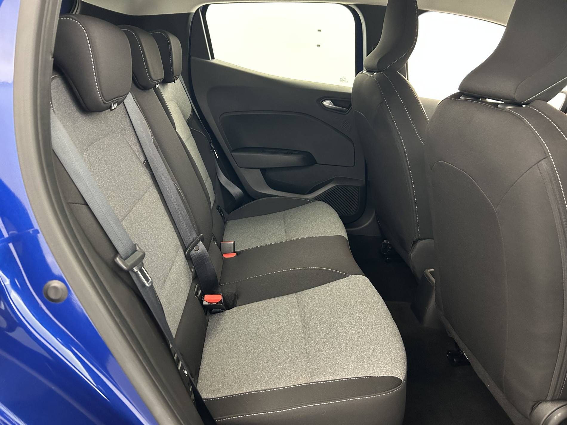 Vente en ligne Renault Clio 5 Clio TCe 90 au prix de 15 290 €